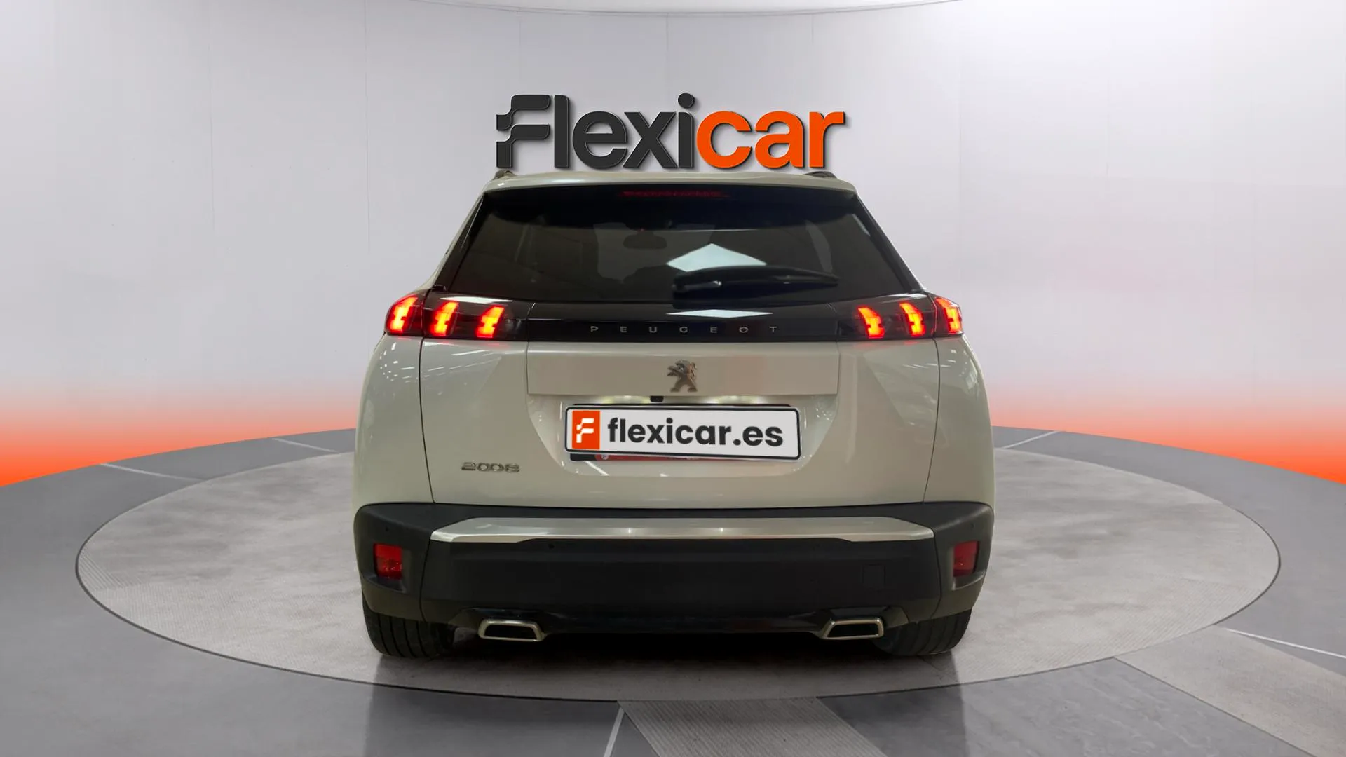 Peugeot 2008 Allure PureTech 100 BVM6 - foto 4
