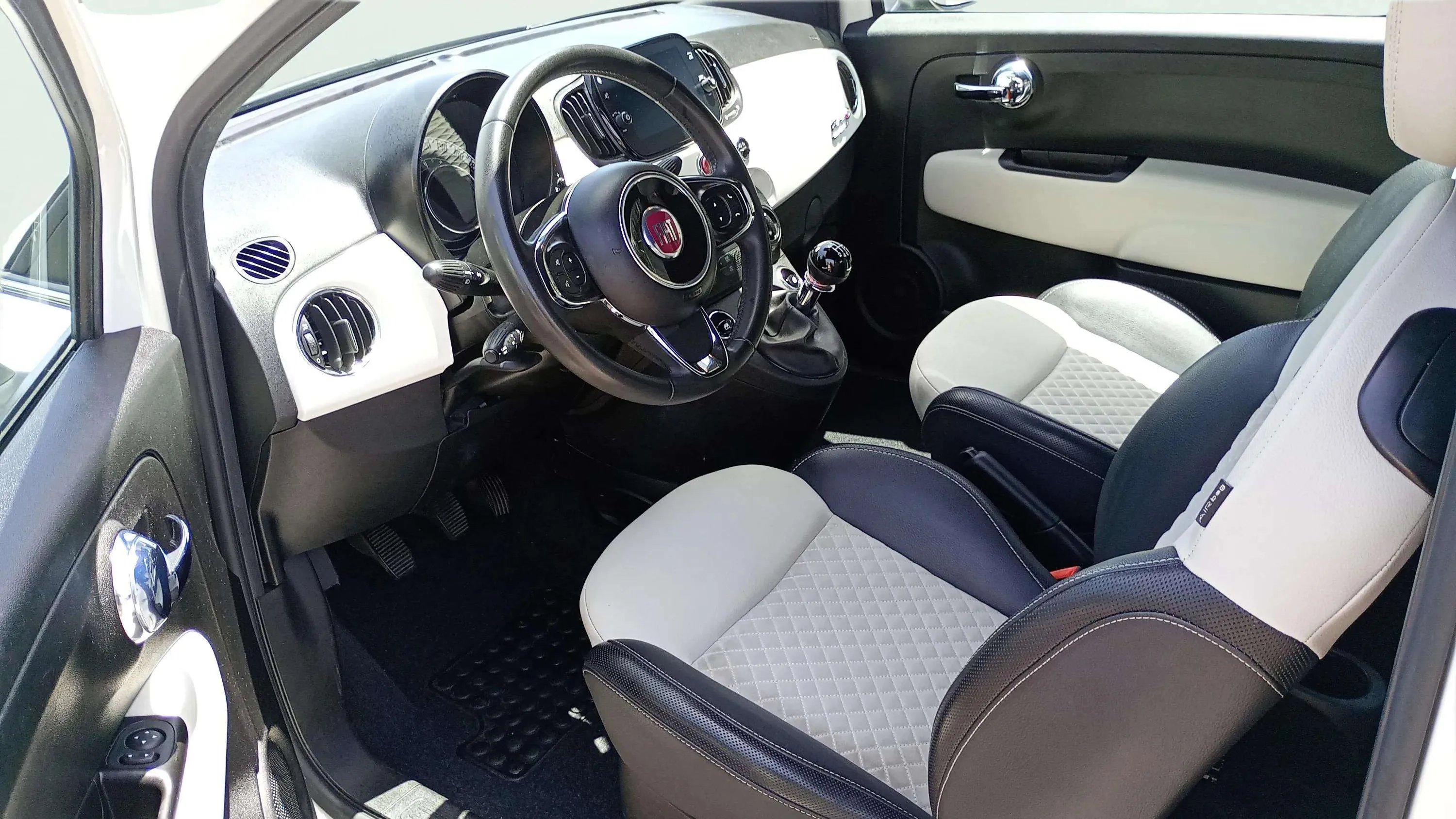 Fiat 500 Dolcevita 1.0 Hybrid - foto 11