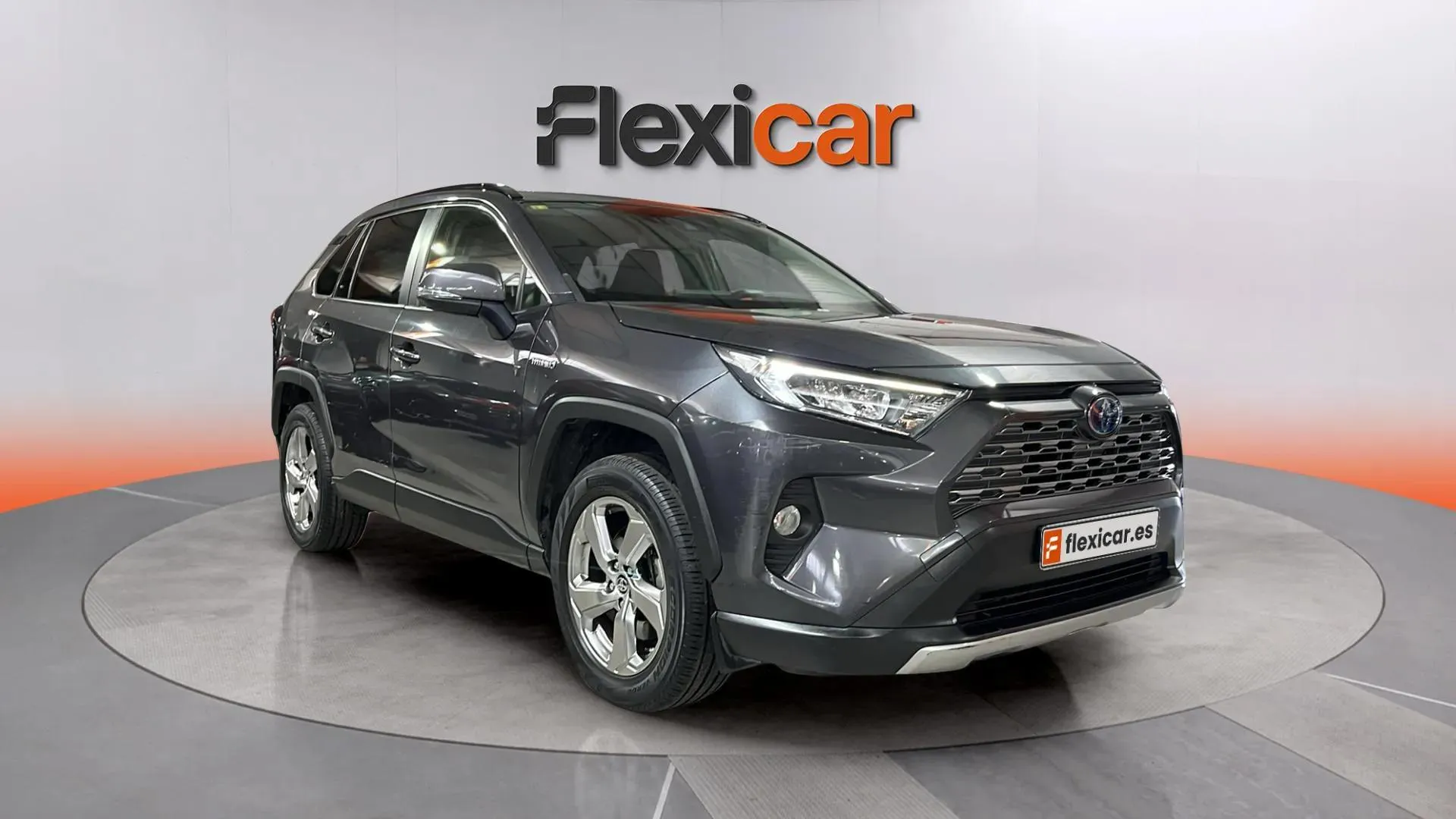 Toyota RAV4 2.5l 220H Advance - foto 1