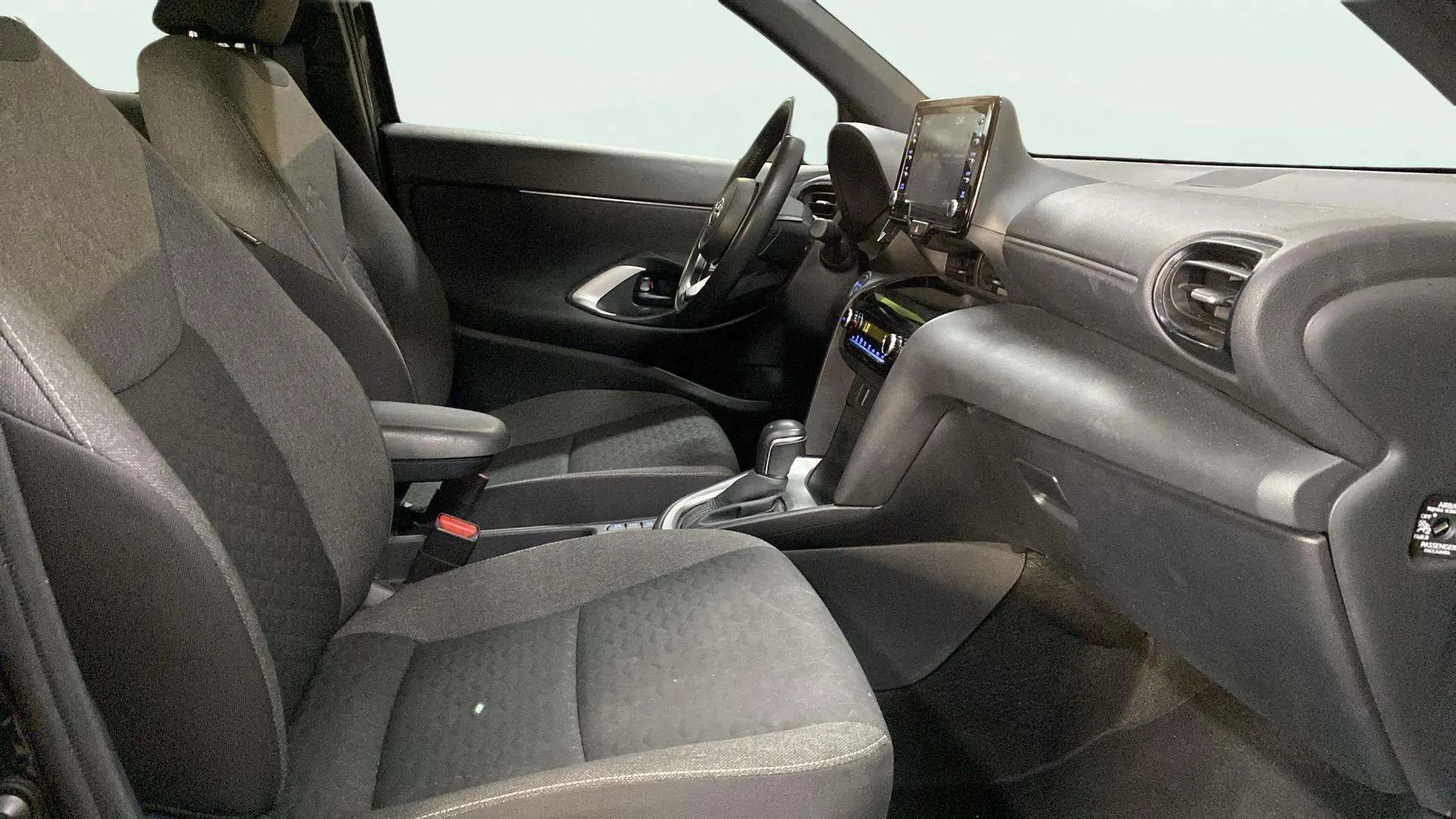 Toyota Yaris Cross 1.5 120H Active Tech - foto 9