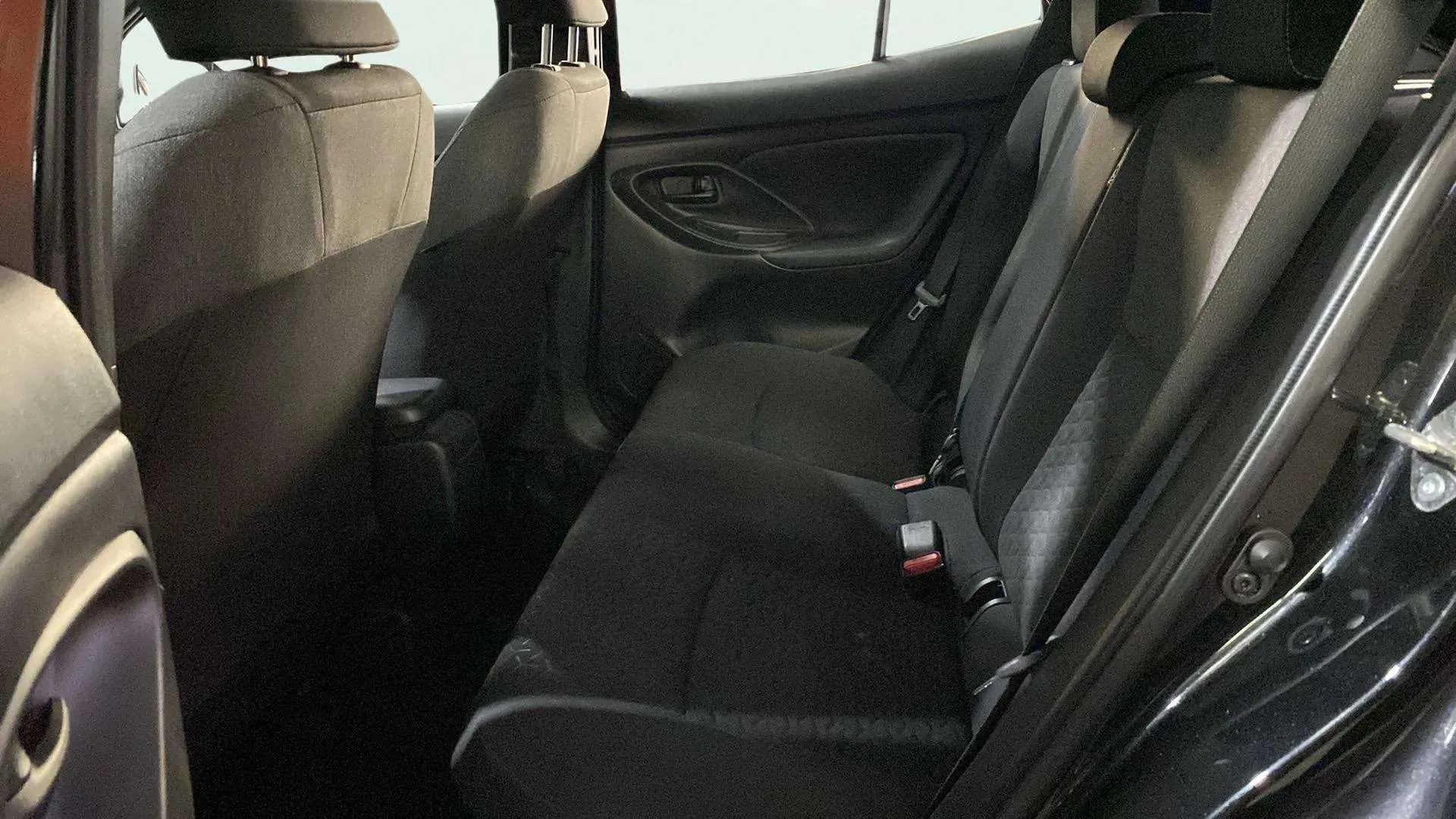 Toyota Yaris Cross 1.5 120H Active Tech - foto 8