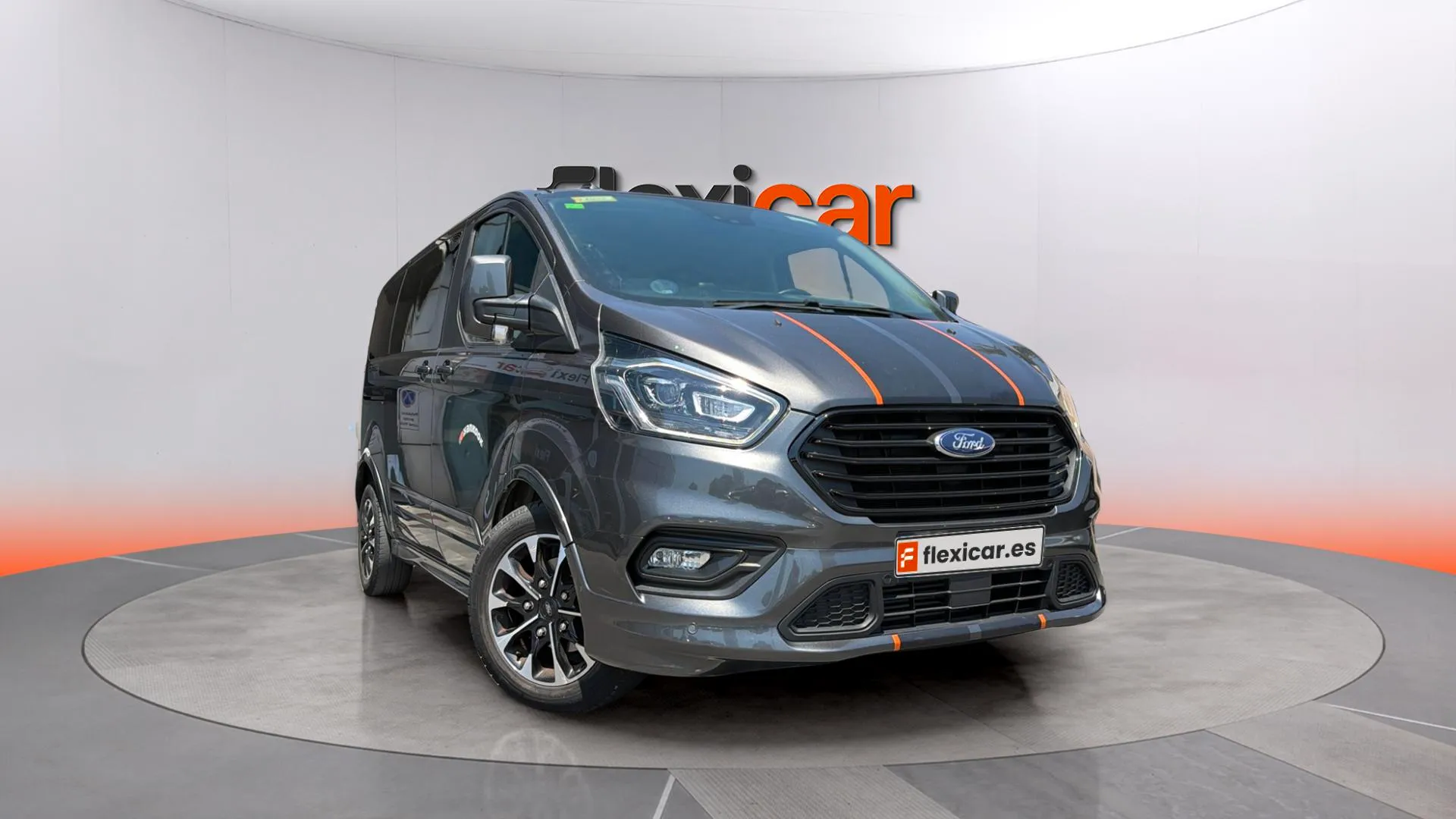 Ford Tourneo Custom 2.0 EcoBoost Hybr L2 Titanium