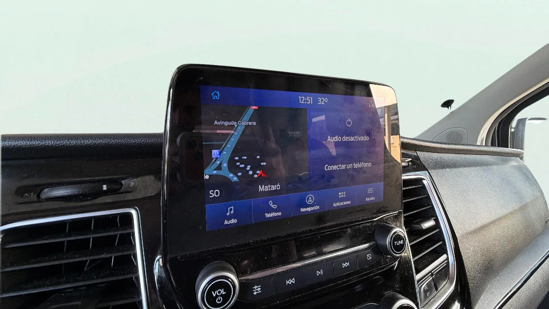 Ford Tourneo Custom 2.0 EcoBoost Hybr L2 Titanium - foto 12