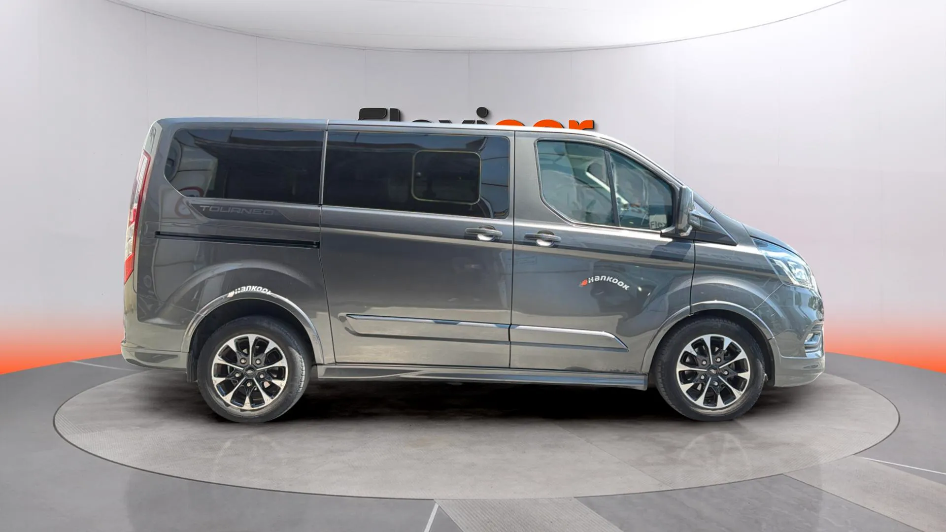 Ford Tourneo Custom 2.0 EcoBoost Hybr L2 Titanium - foto 8