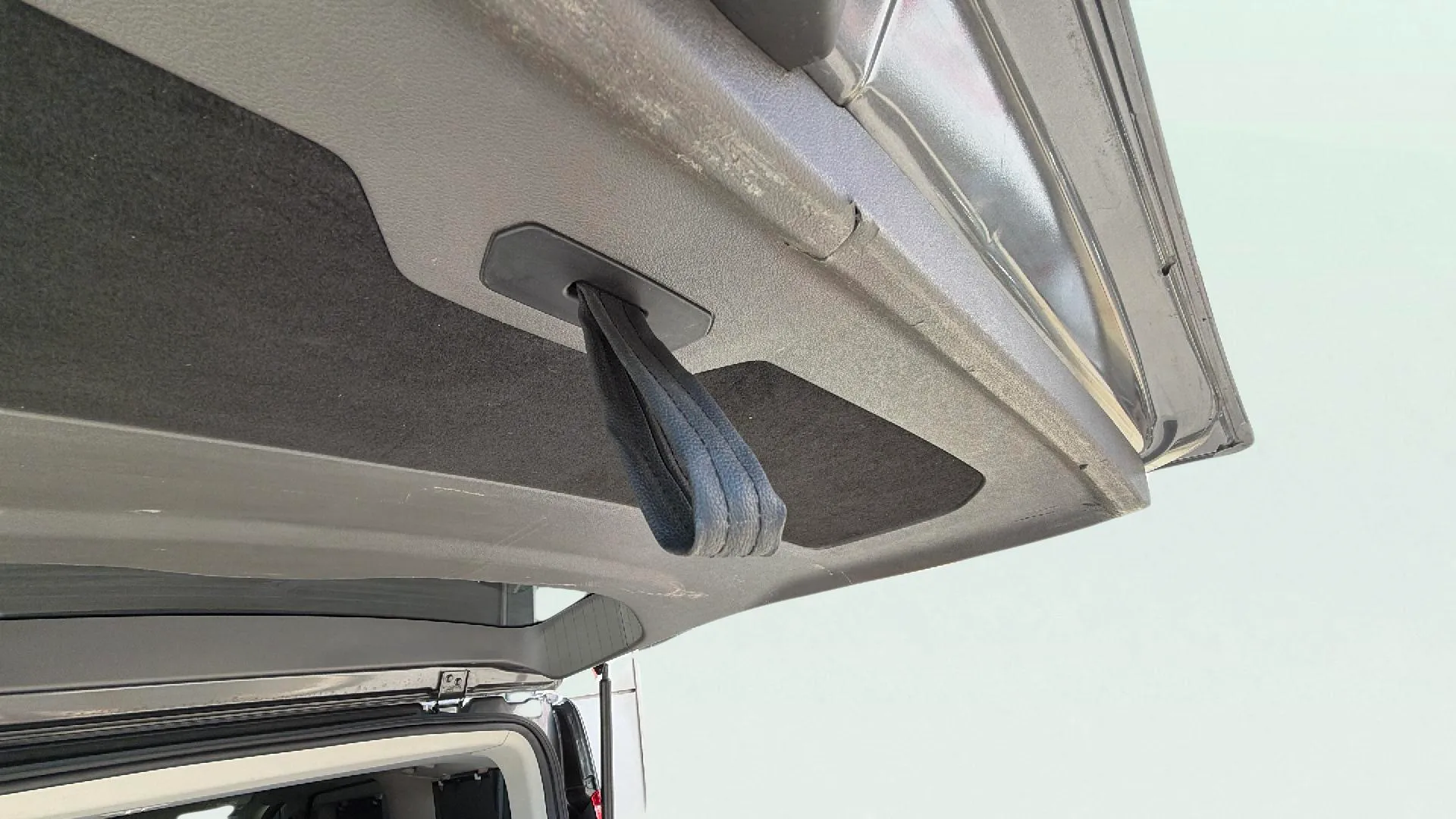 Ford Tourneo Custom 2.0 EcoBoost Hybr L2 Titanium - foto 45