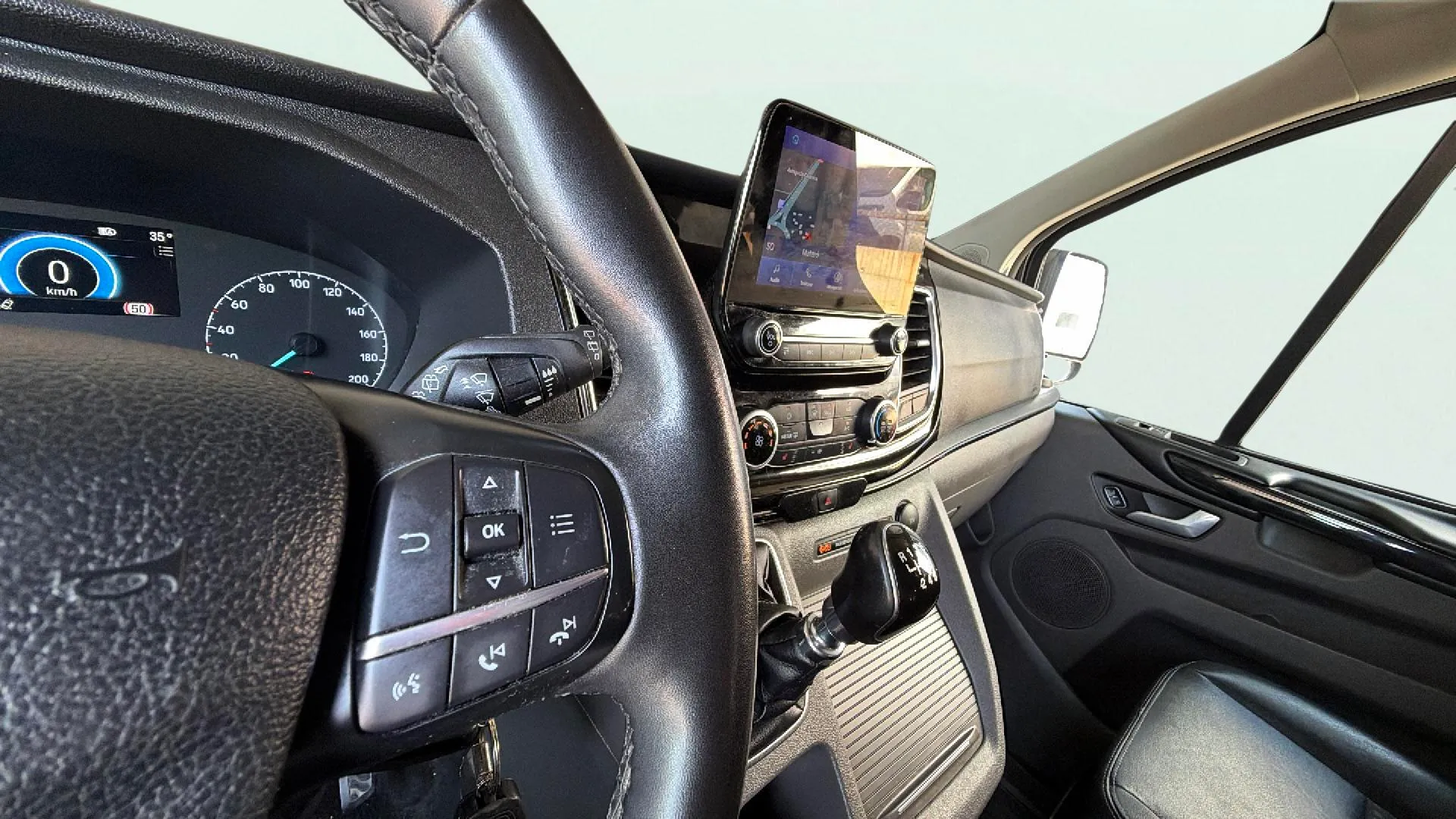 Ford Tourneo Custom 2.0 EcoBoost Hybr L2 Titanium - foto 15