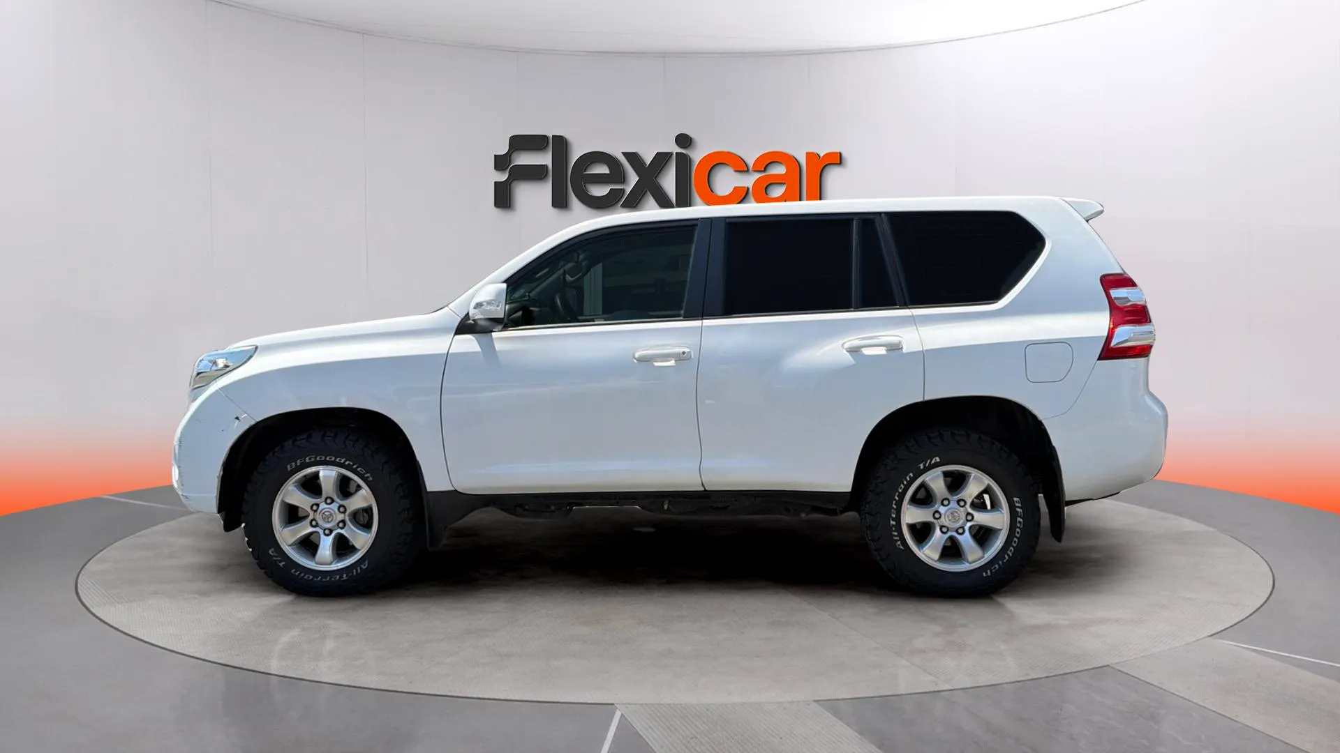 Toyota Land Cruiser 2.8 D-4D GX - foto 4