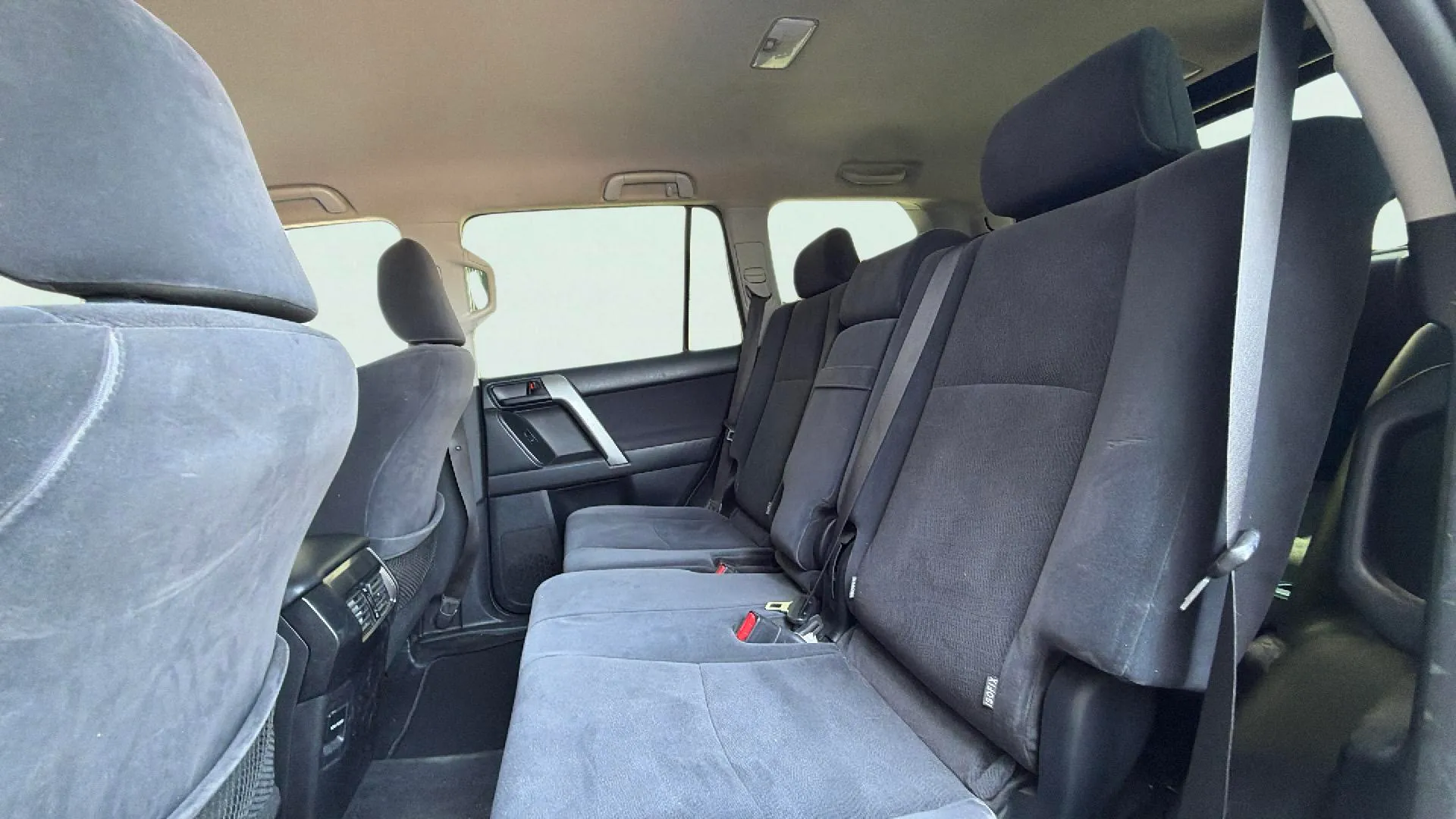 Toyota Land Cruiser 2.8 D-4D GX - foto 33