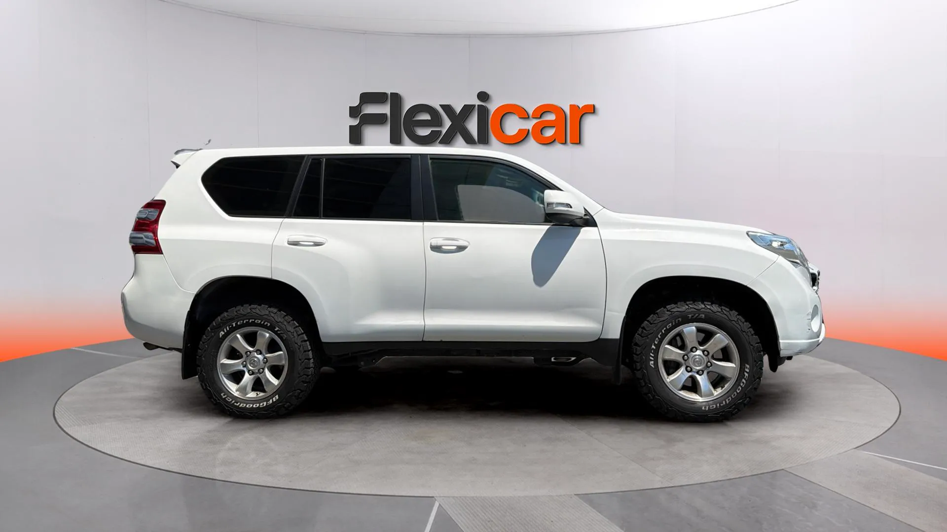 Toyota Land Cruiser 2.8 D-4D GX - foto 8