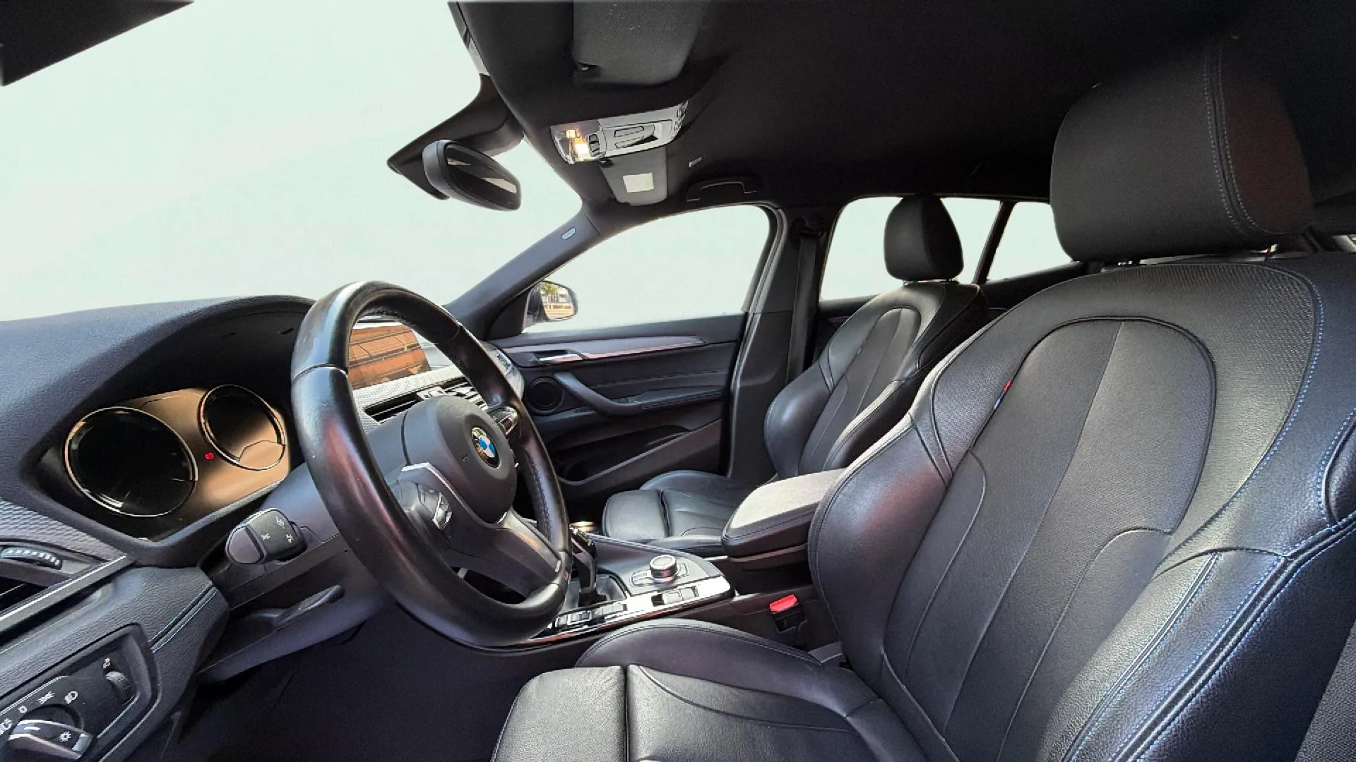 BMW X2 sDrive18i - foto 11