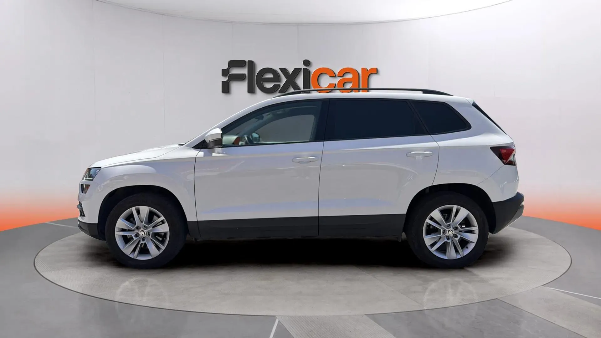Škoda Karoq 1.0 TSI DSG Ambition - foto 4