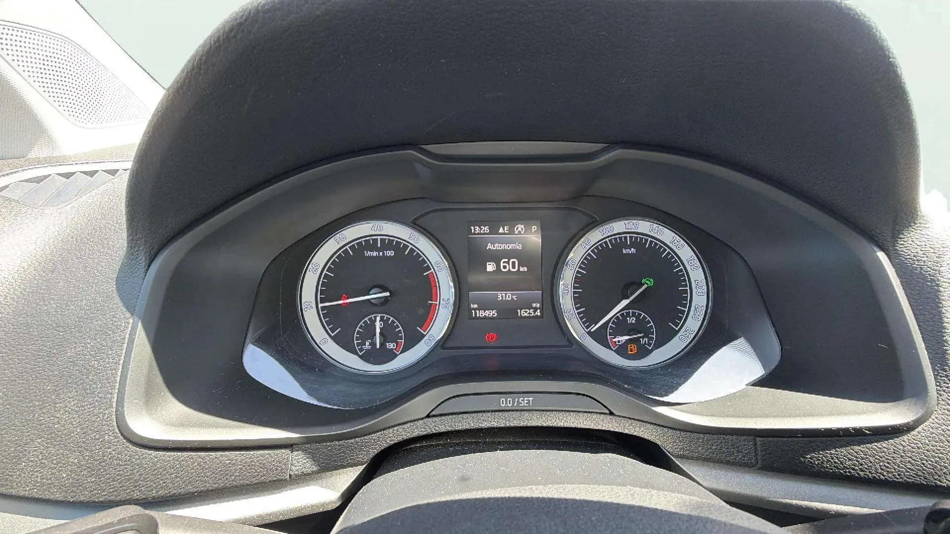Škoda Karoq 1.0 TSI DSG Ambition - foto 12