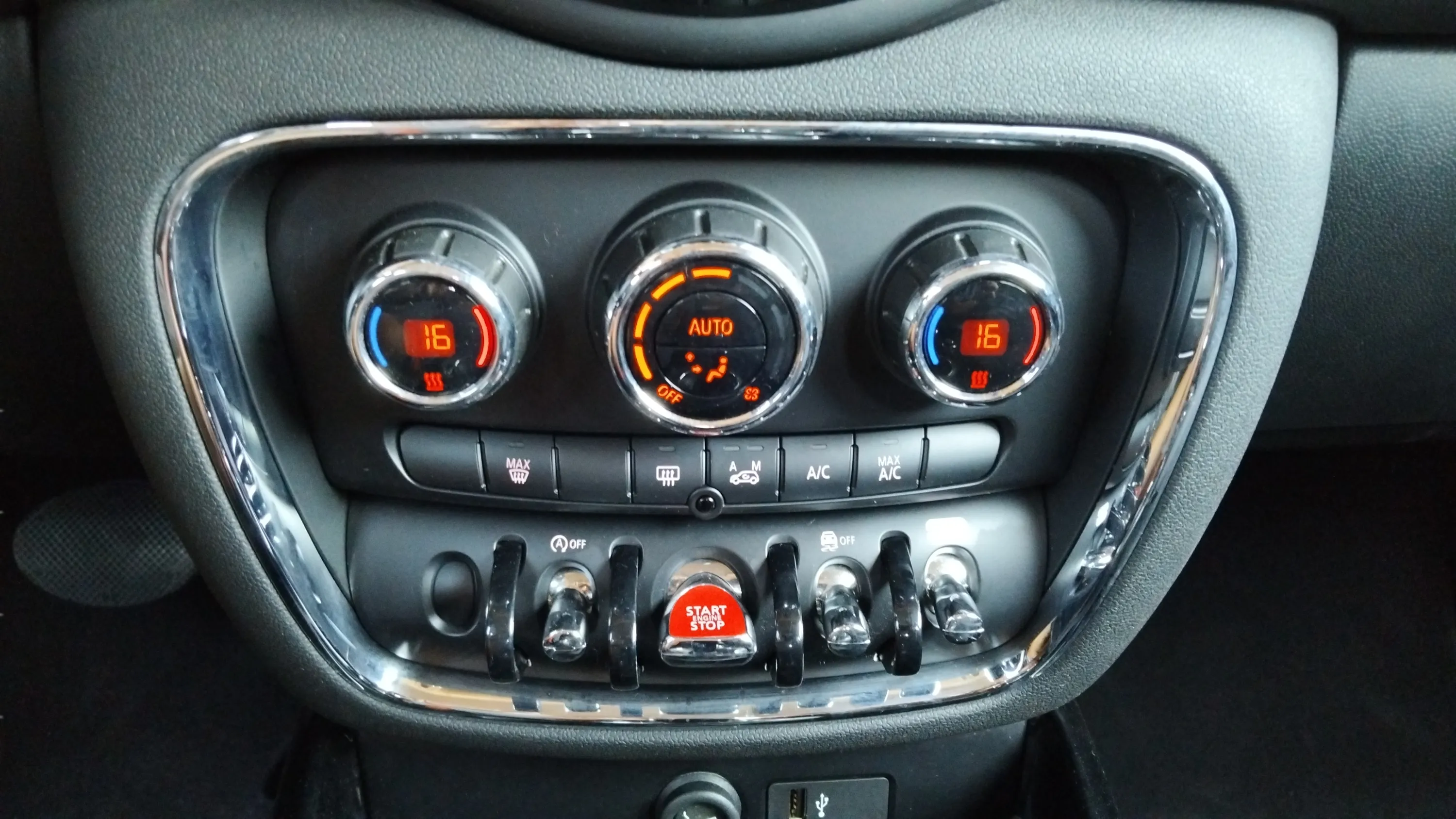 MINI Clubman Cooper - foto 23