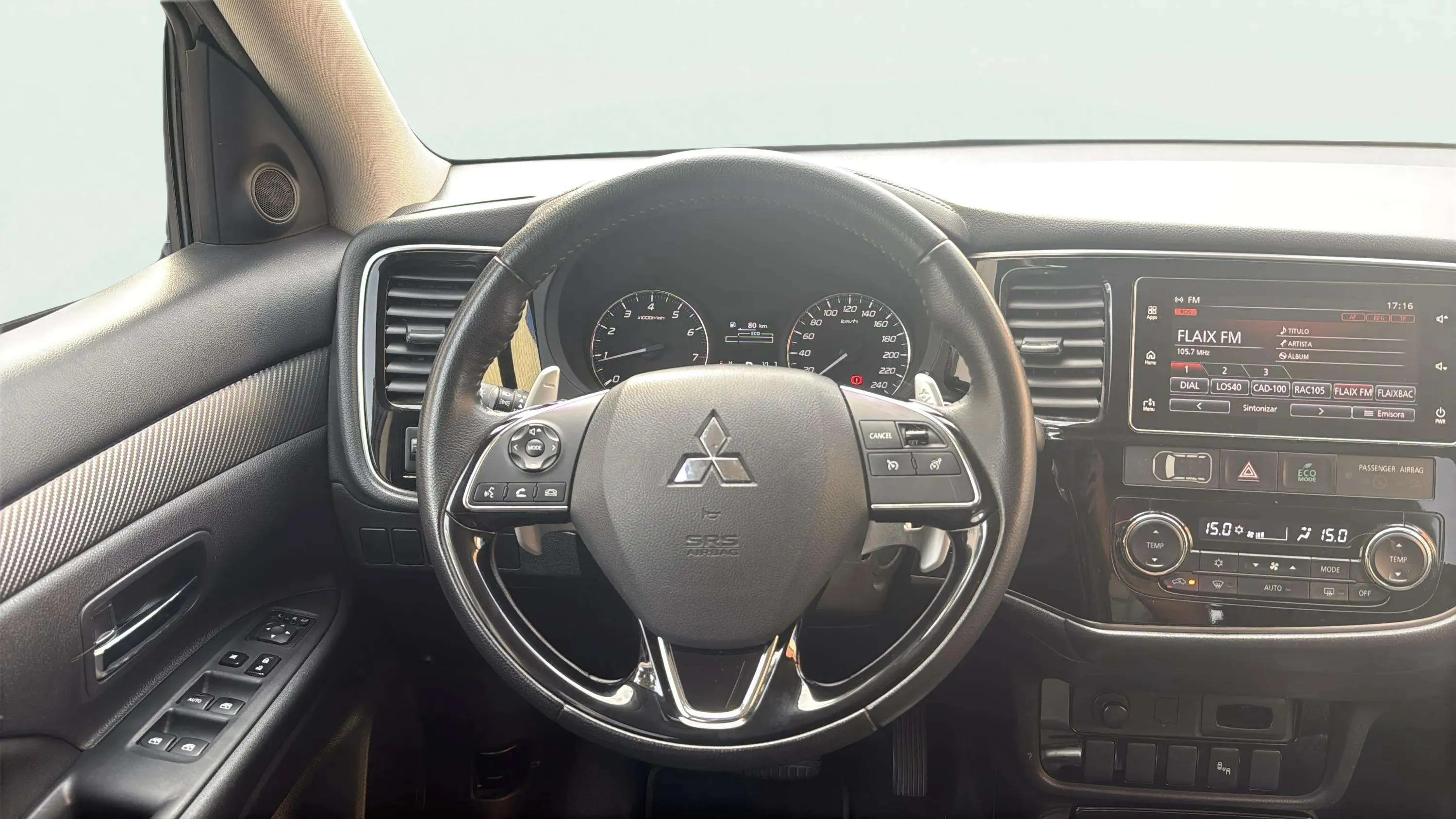Mitsubishi Outlander 200 MPI Motion CVT 2WD 7 plazas - foto 18