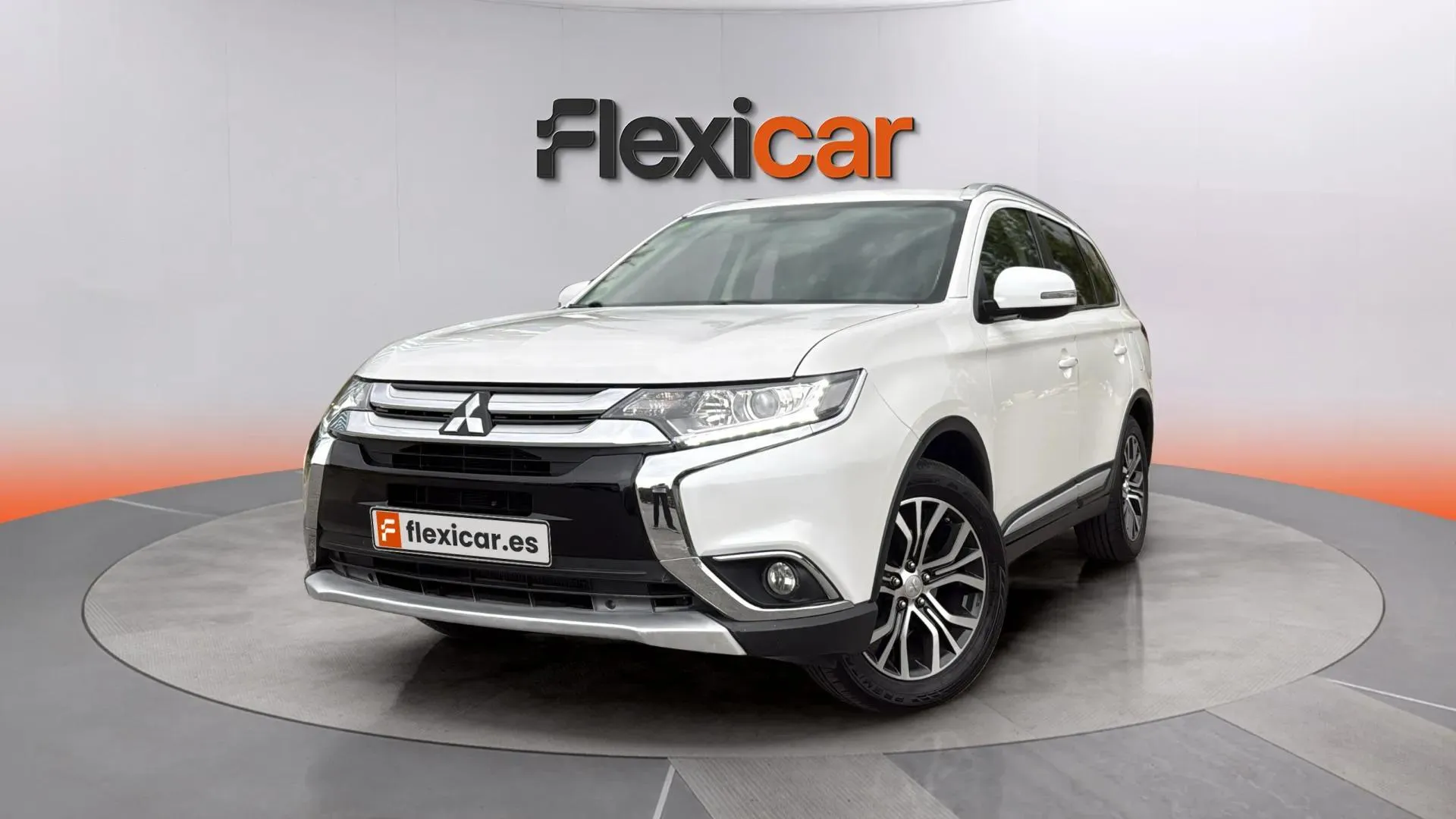 Mitsubishi Outlander 200 MPI Motion CVT 2WD 7 plazas - foto 9