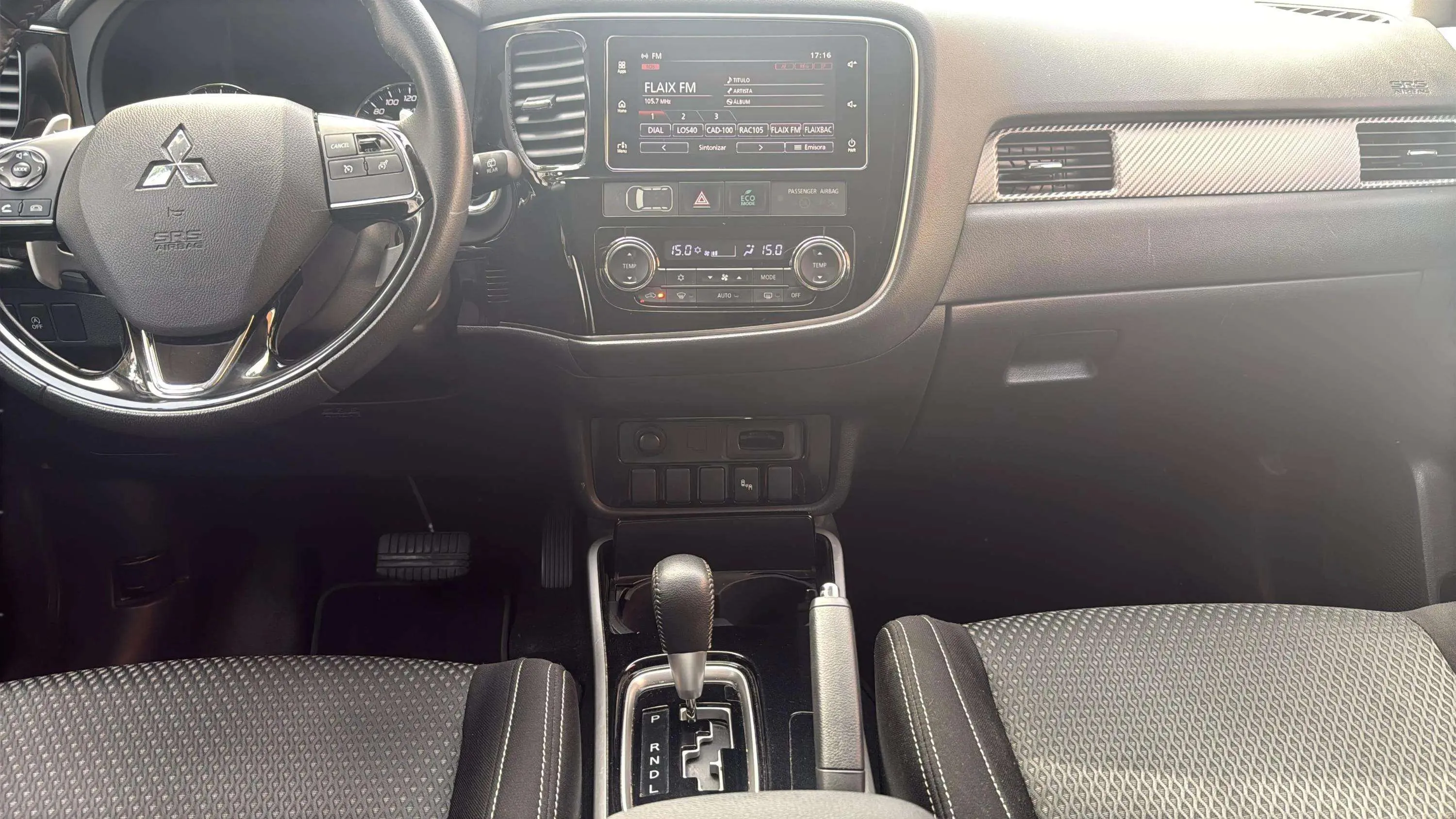 Mitsubishi Outlander 200 MPI Motion CVT 2WD 7 plazas - foto 15