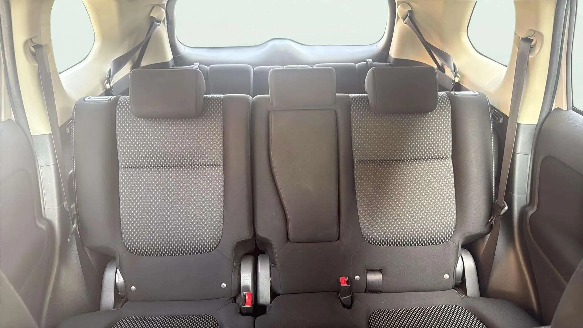 Mitsubishi Outlander 200 MPI Motion CVT 2WD 7 plazas - foto 28