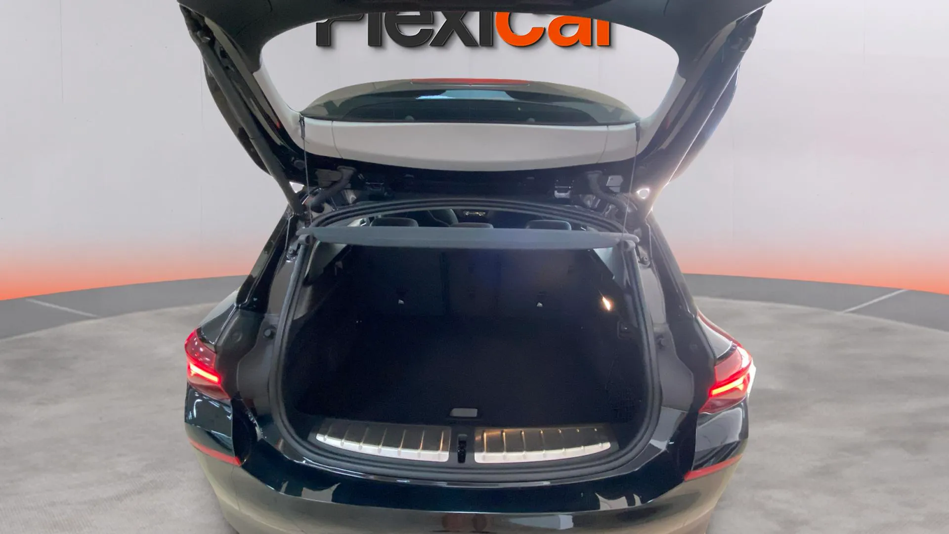 BMW X2 sDrive18d - foto 12