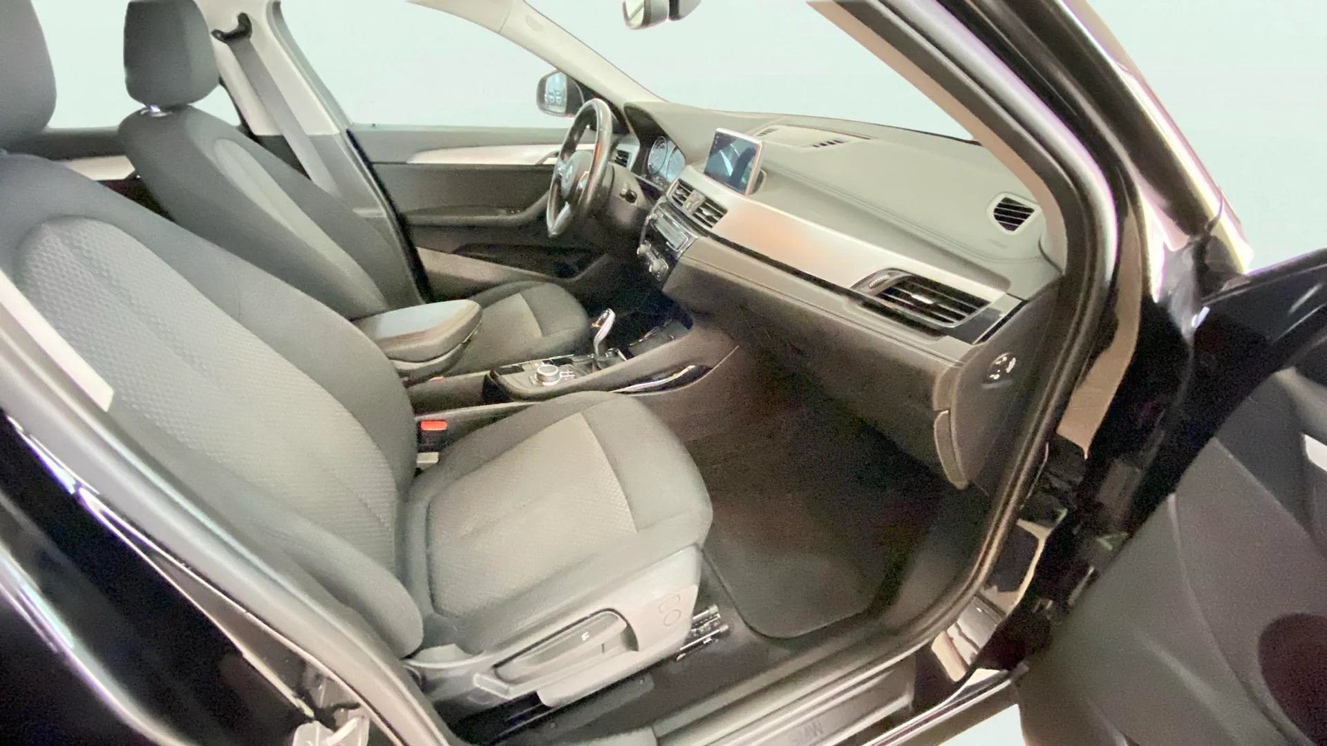 BMW X2 sDrive18d - foto 9