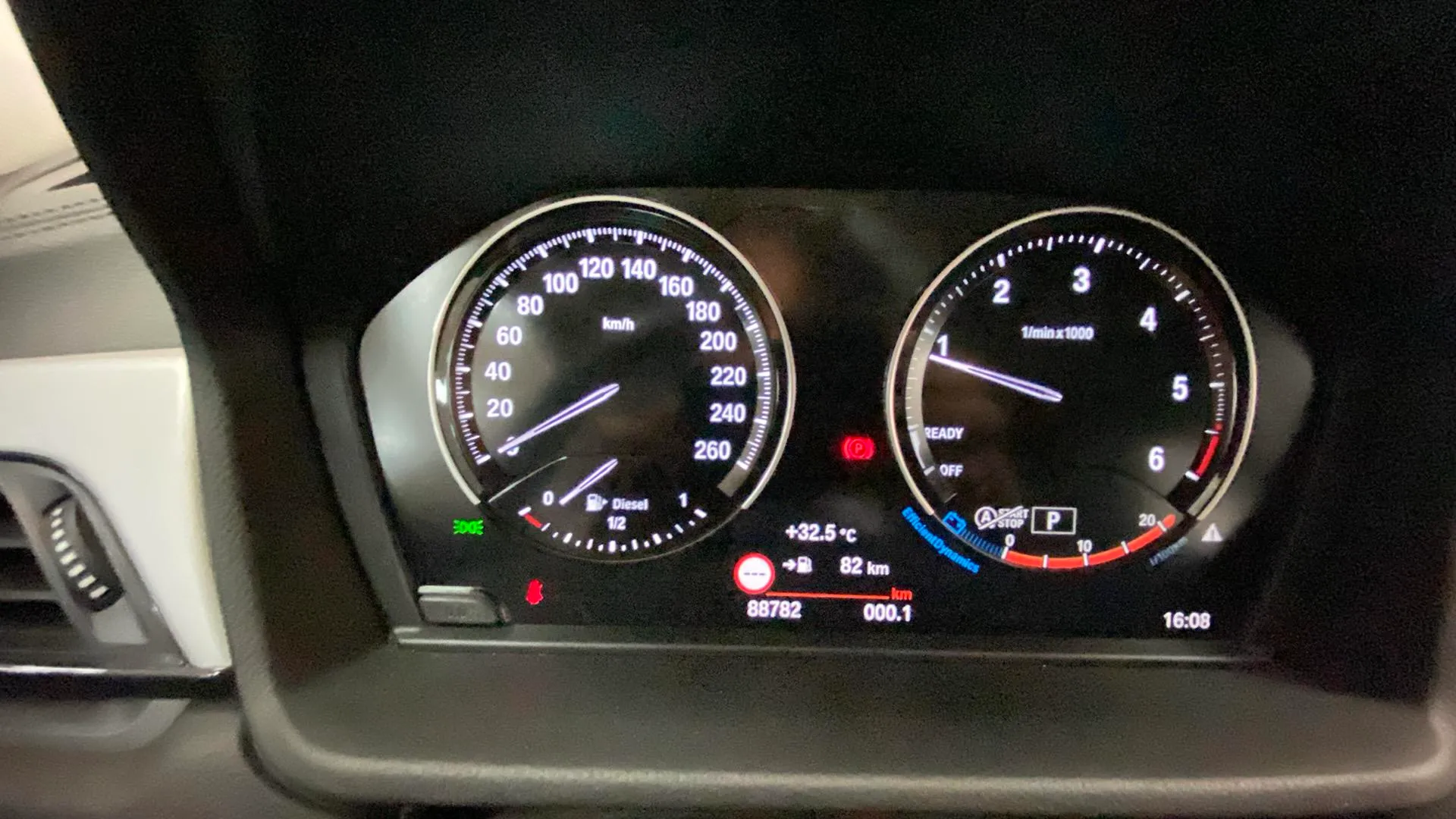 BMW X2 sDrive18d - foto 8