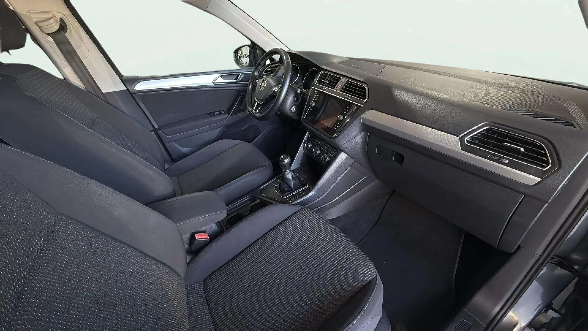 Volkswagen Tiguan Edition 1.4 TSI - foto 12