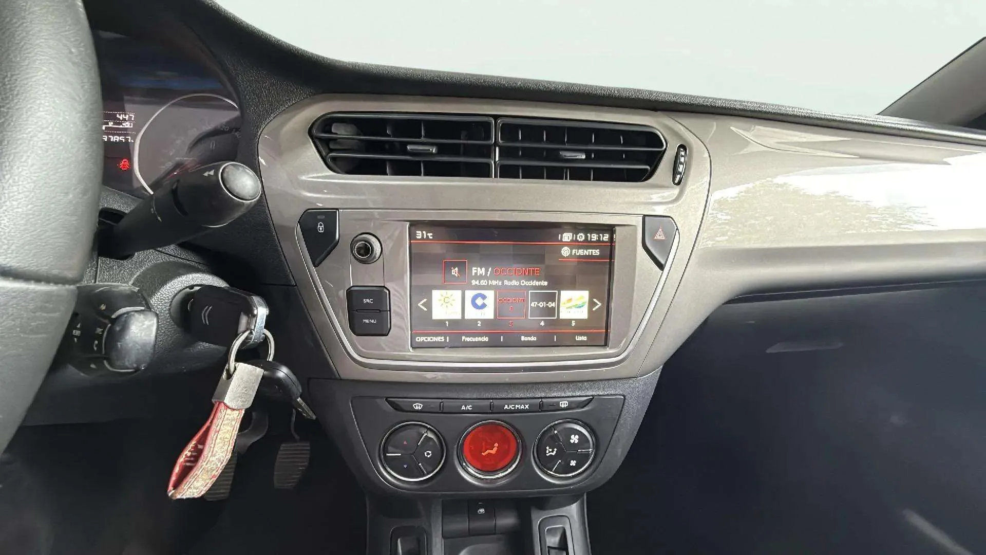 Citroën C-Elysée BlueHDi Feel - foto 9