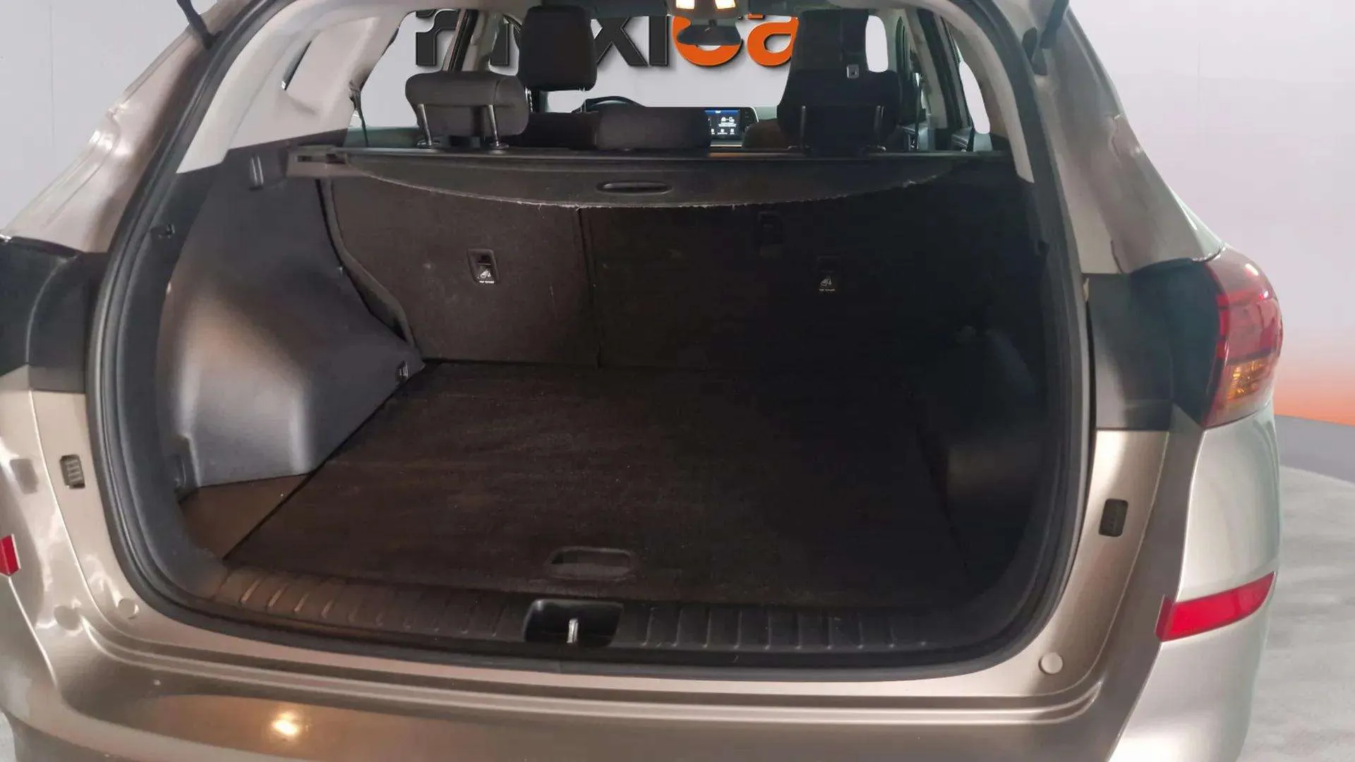 Hyundai Tucson 1.6 GDI SLE 4x2 - foto 26