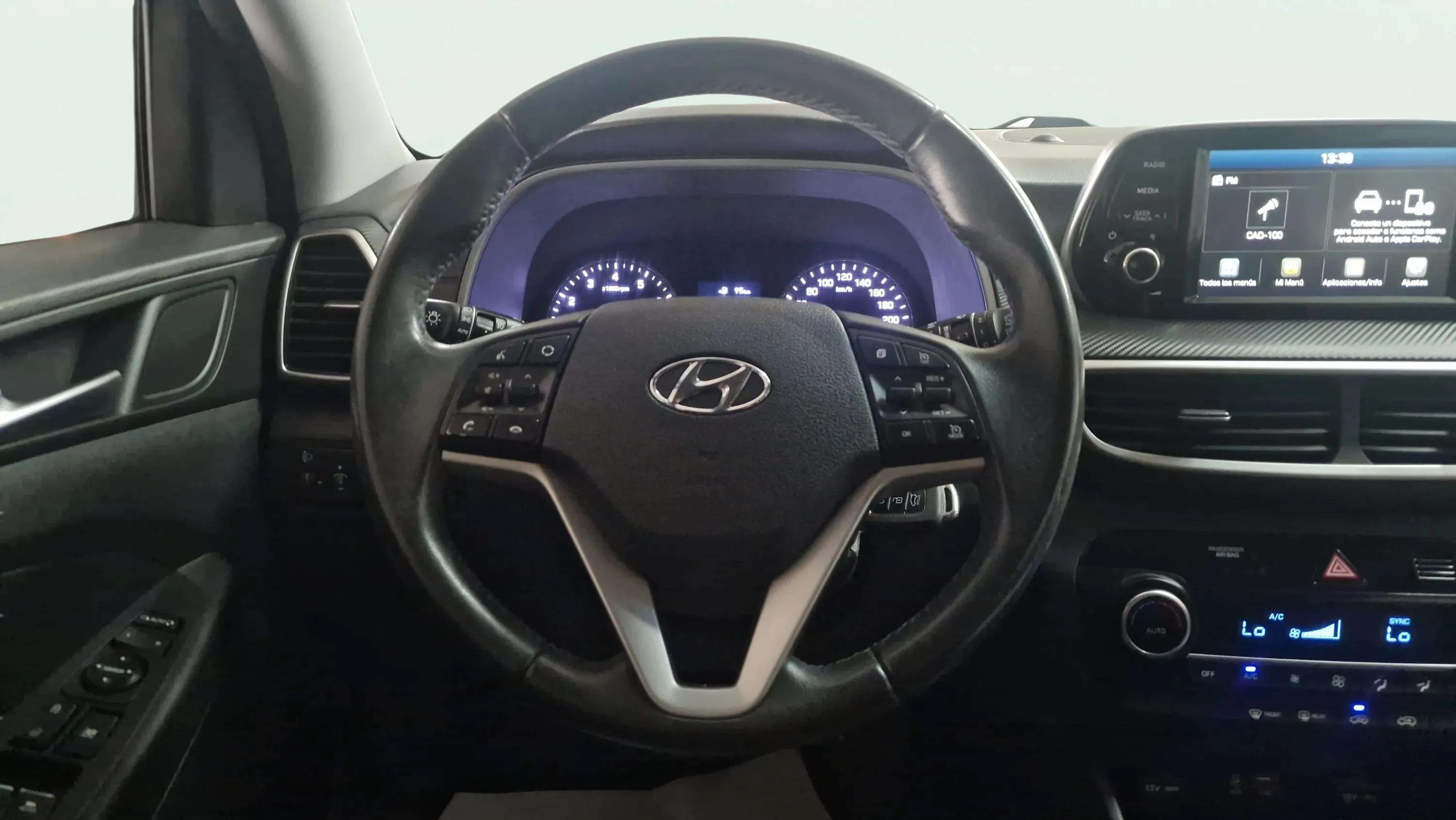 Hyundai Tucson 1.6 GDI SLE 4x2 - foto 10