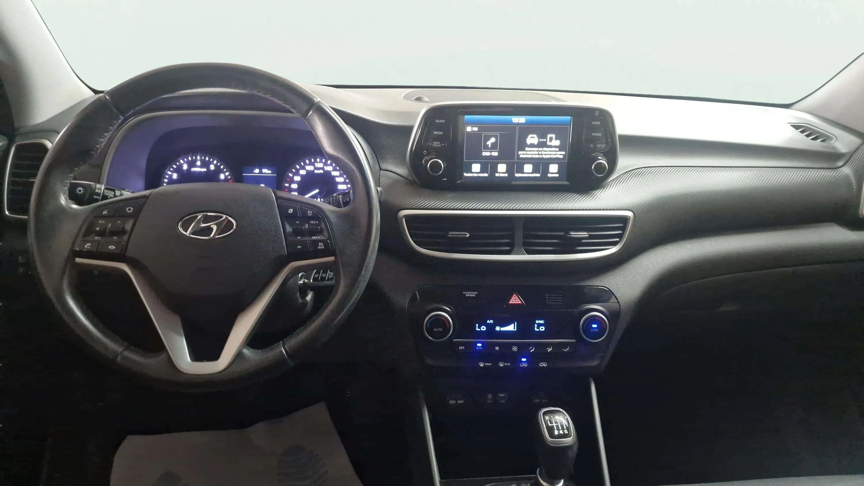 Hyundai Tucson 1.6 GDI SLE 4x2 - foto 11