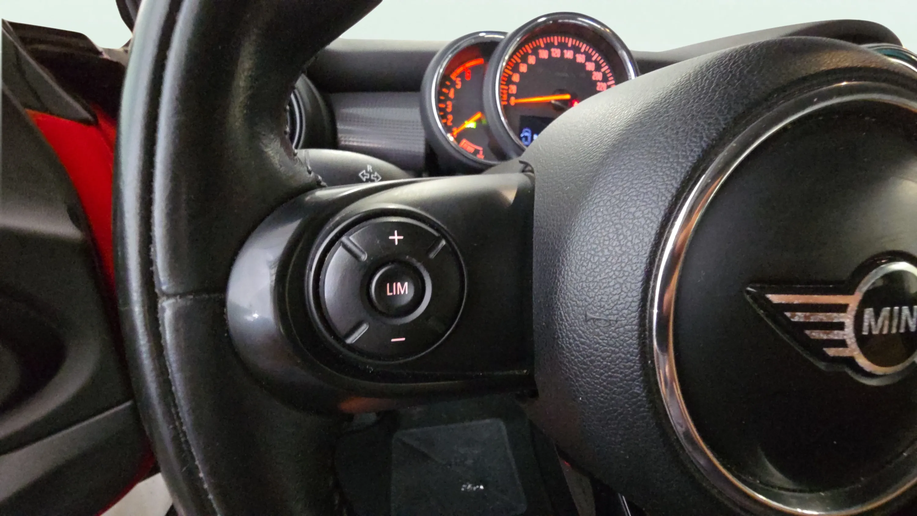 MINI Cooper D - foto 12