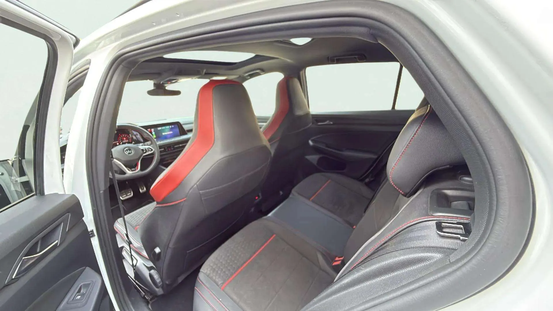 Volkswagen Golf GTI Clubsport 45 Aniversario 2.0 TSI DSG - foto 25
