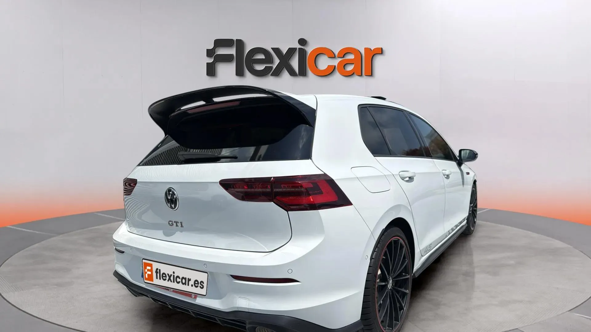 Volkswagen Golf GTI Clubsport 45 Aniversario 2.0 TSI DSG - foto 11