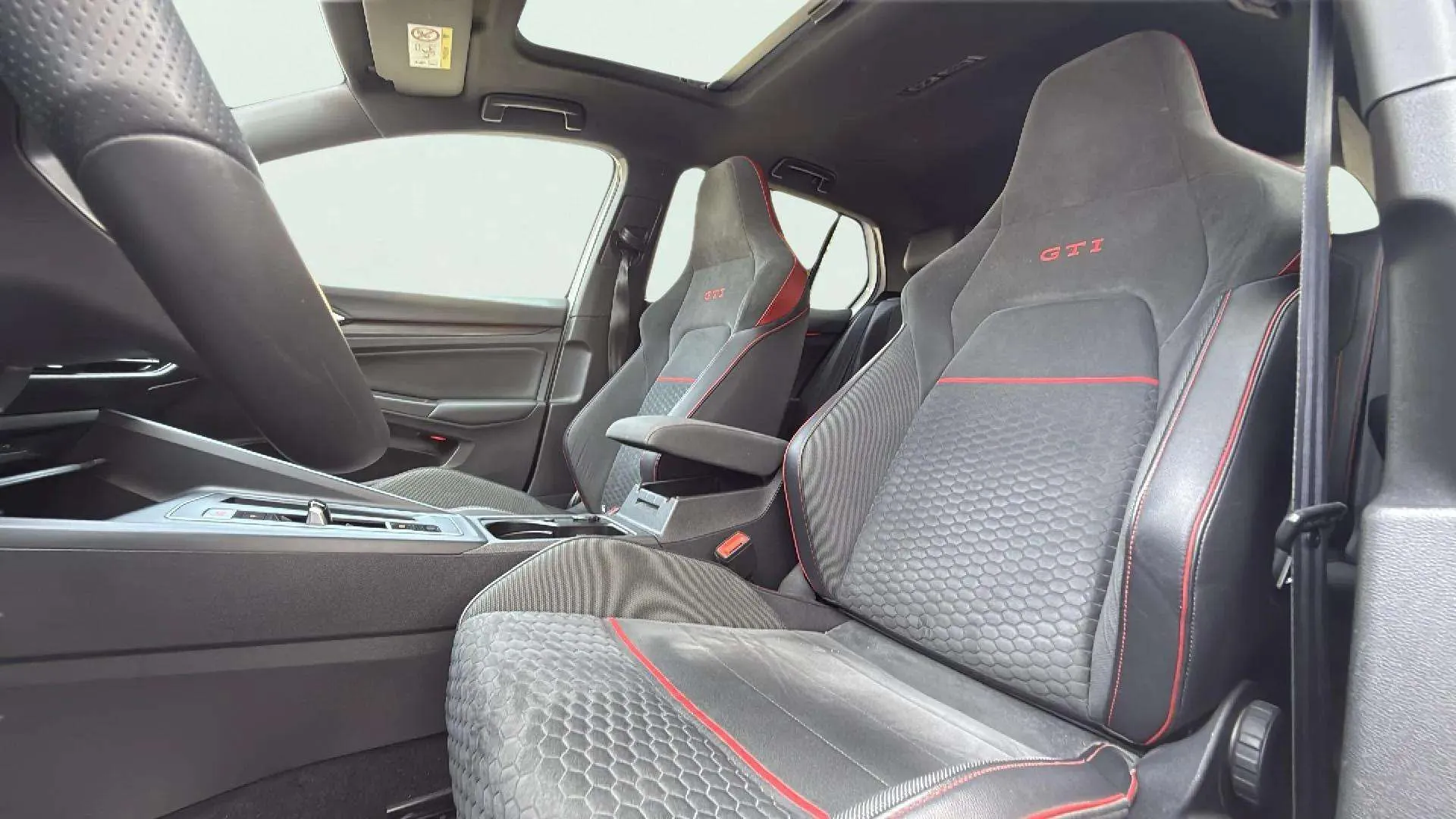 Volkswagen Golf GTI Clubsport 45 Aniversario 2.0 TSI DSG - foto 24