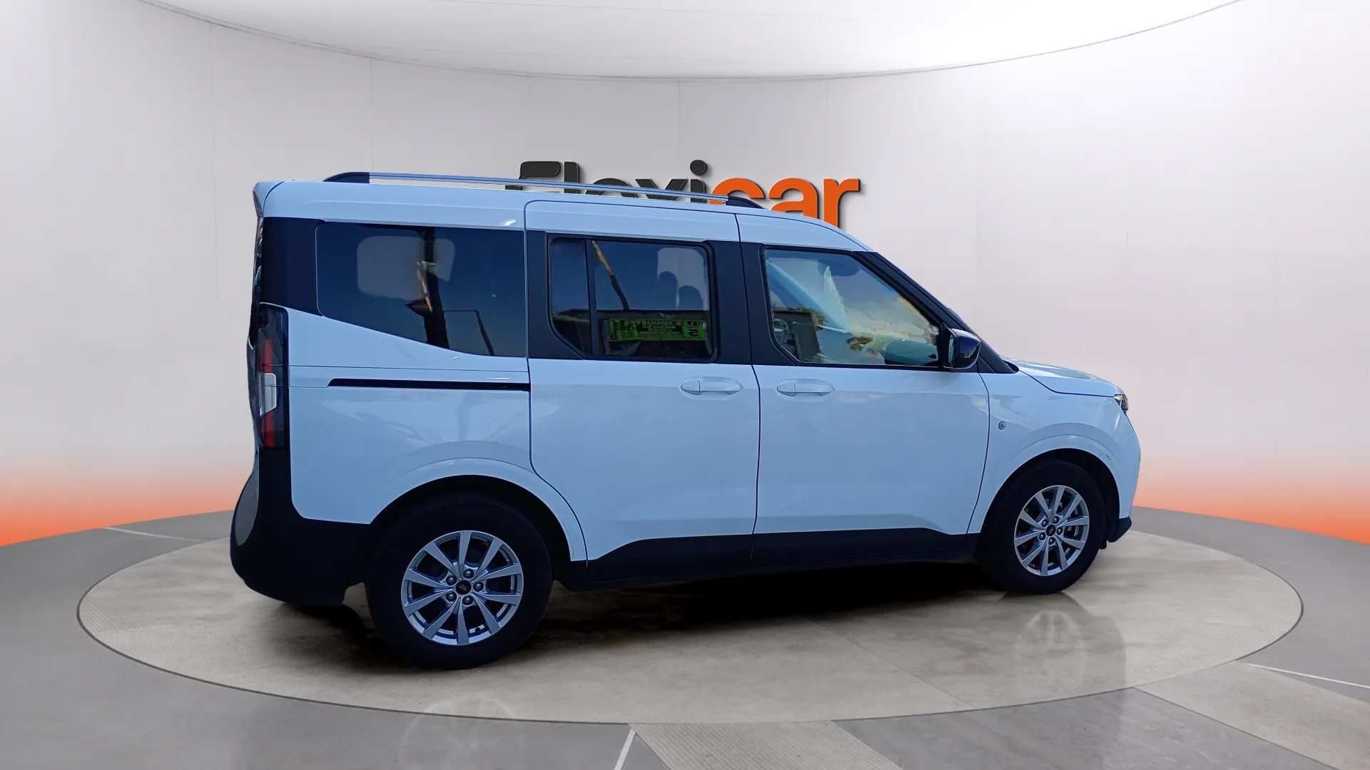 Ford Tourneo Courier 1.0 EcoBoost Titanium - foto 7
