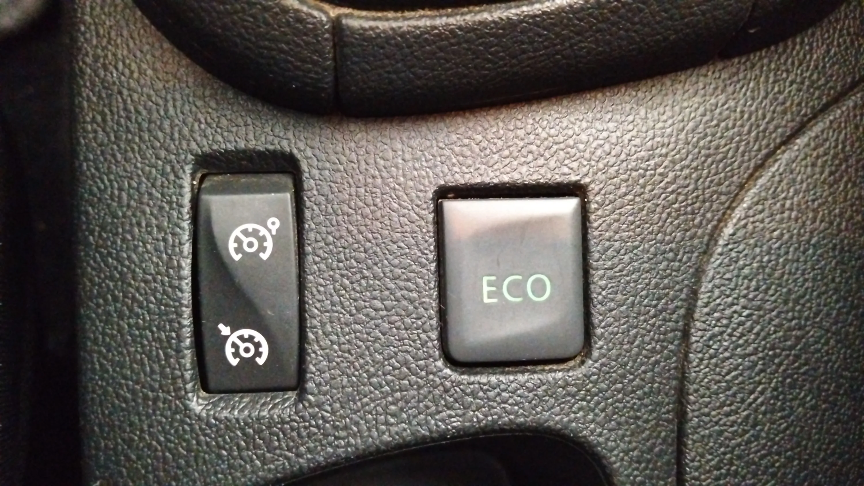 Renault Clio Limited Energy TCe -18 - foto 18