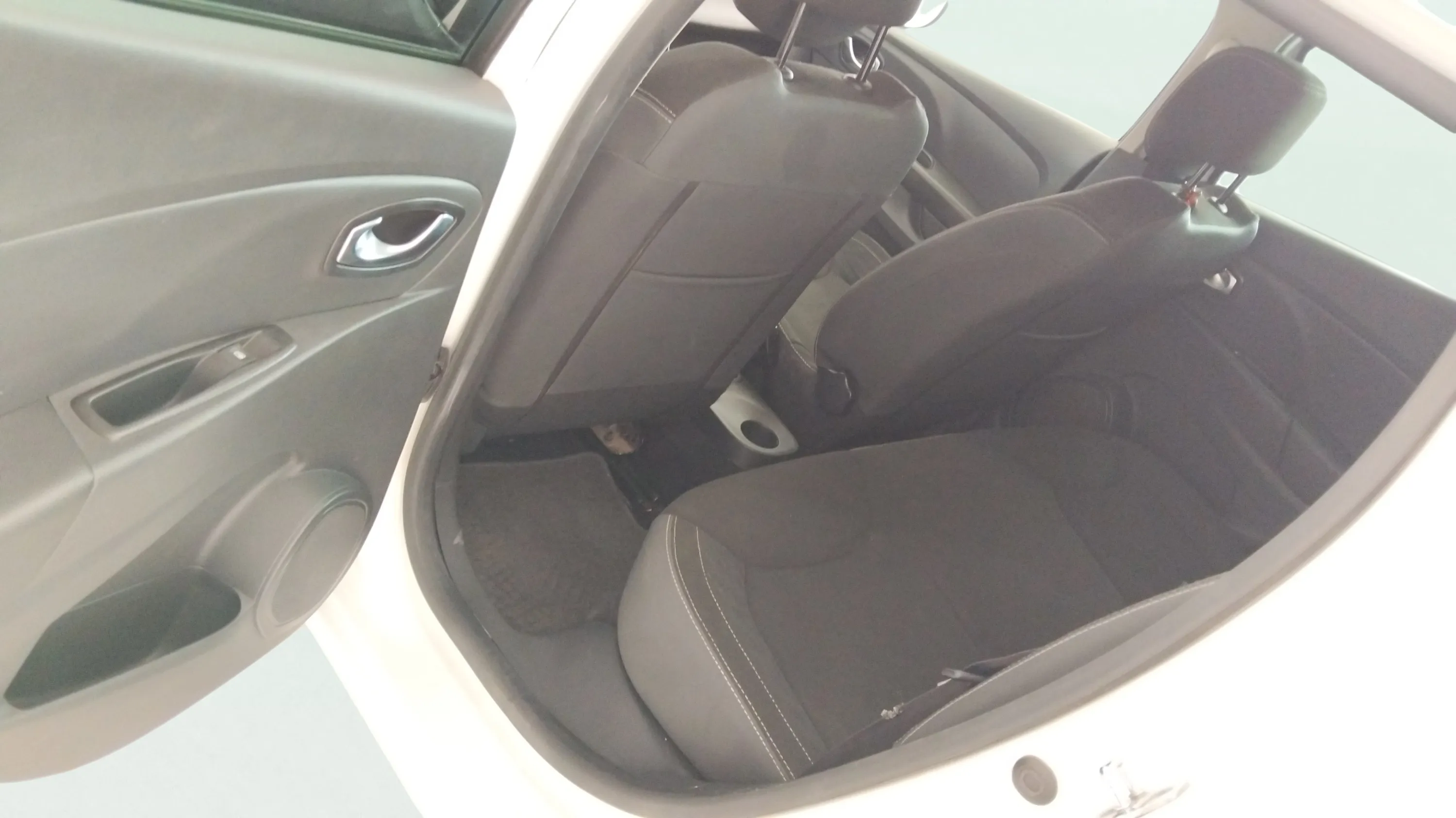 Renault Clio Limited Energy TCe -18 - foto 11