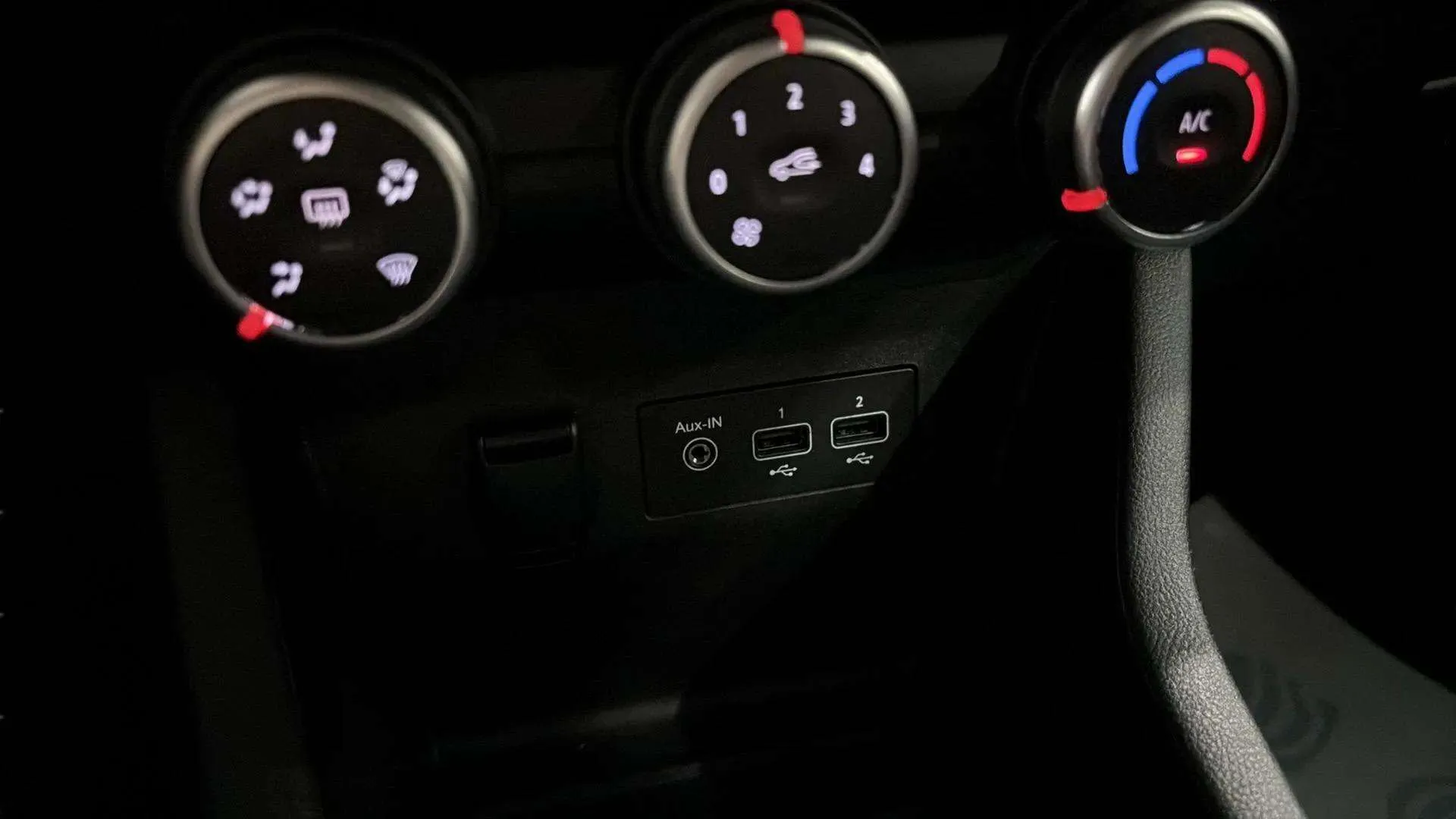 Renault Clio Equilibre TCe - foto 21