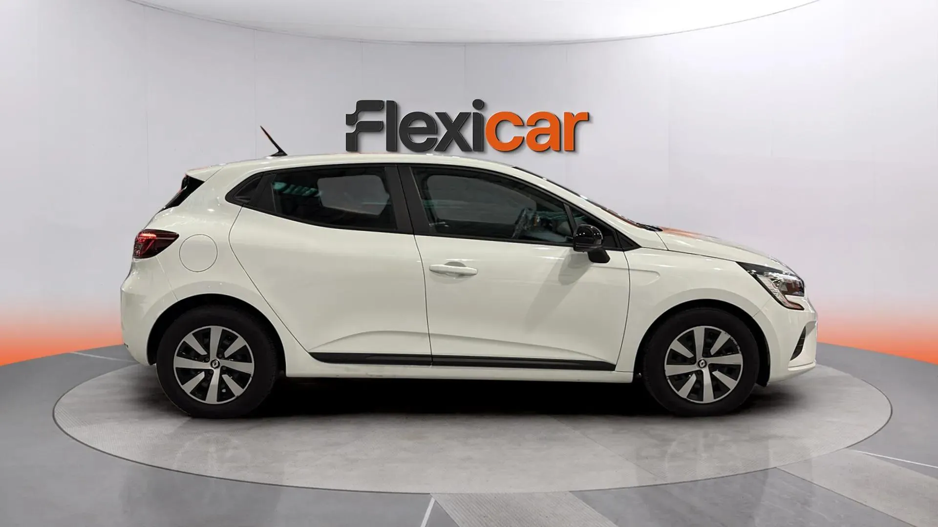 Renault Clio Equilibre TCe - foto 8