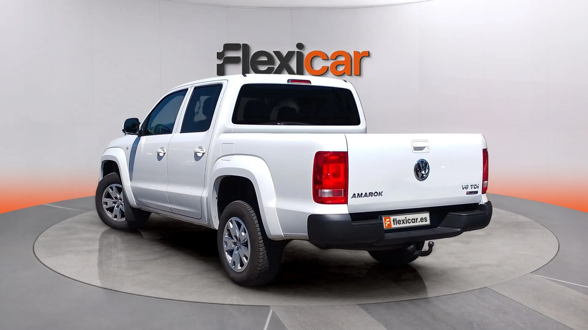 Volkswagen Amarok Doble Cabina Básico 3.0 TDI - foto 6