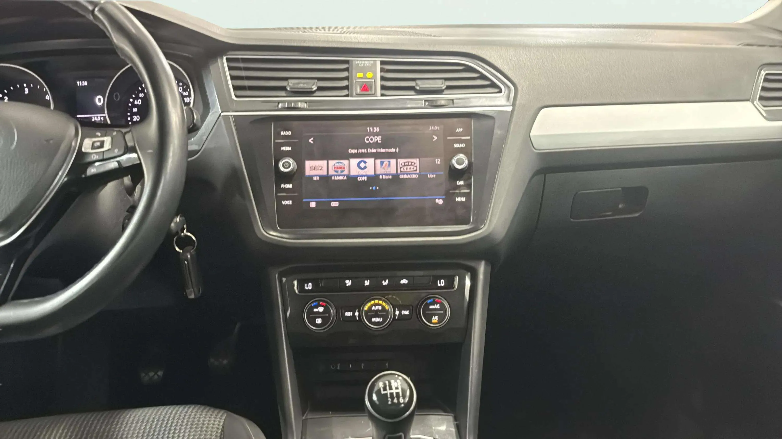 Volkswagen Tiguan Edition 2.0 TDI BMT - foto 10