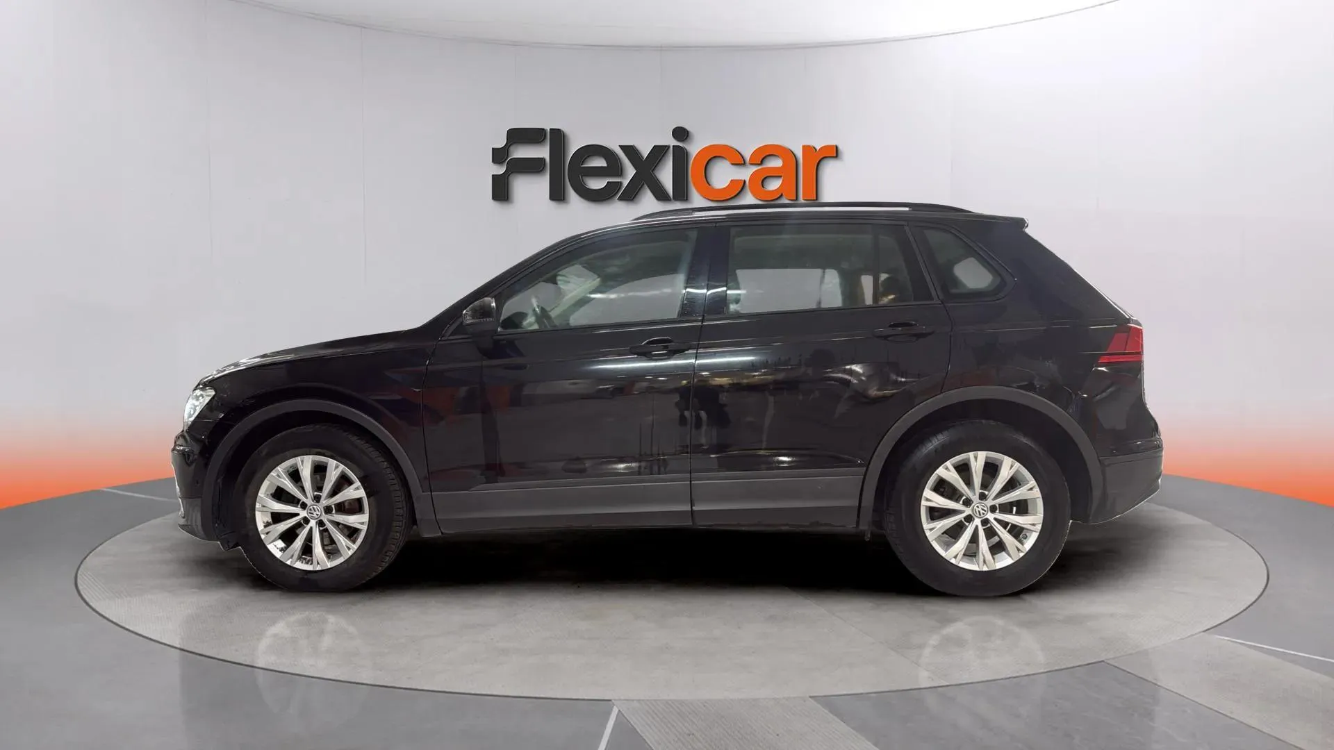 Volkswagen Tiguan Edition 2.0 TDI BMT - foto 3