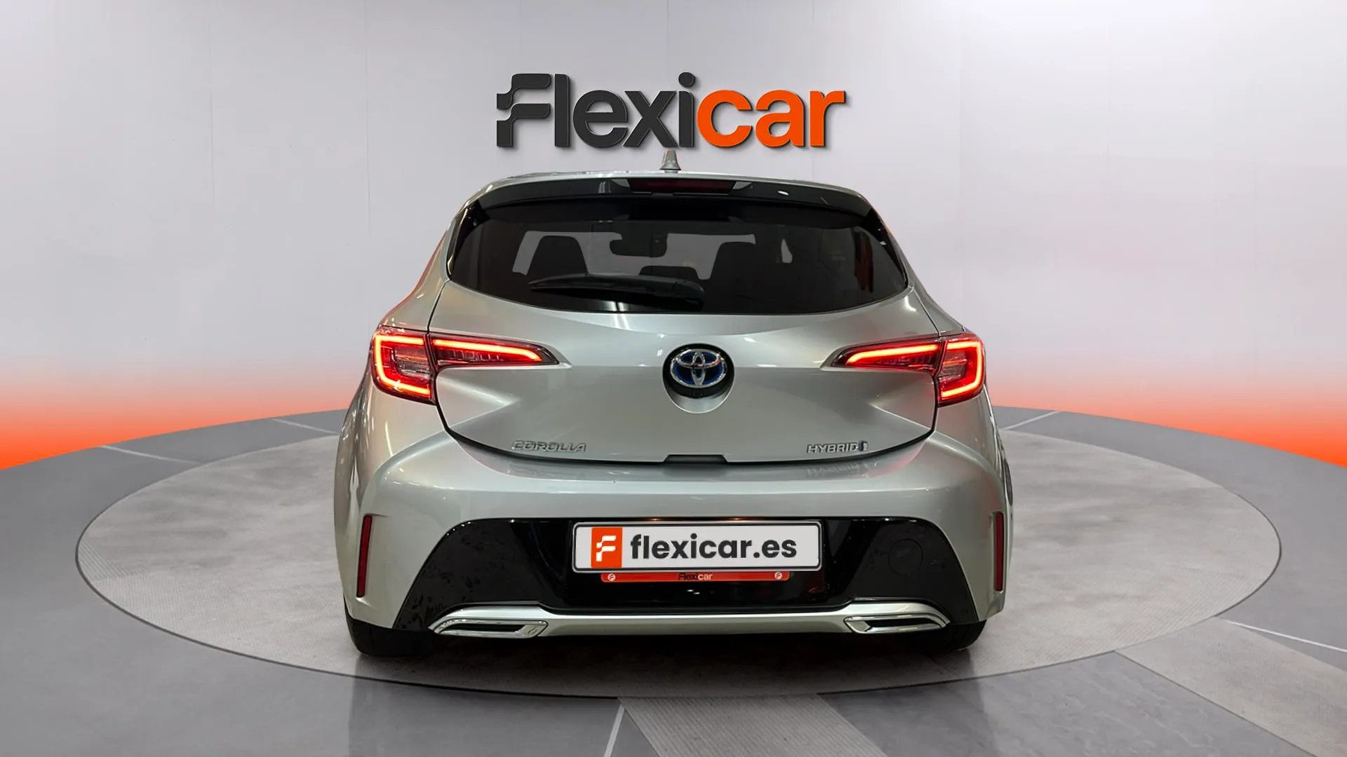 Toyota Corolla 2.0 180H Active Tech E-CVT - foto 6