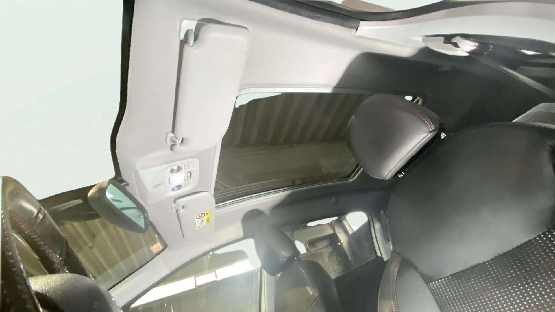 Peugeot 2008 GT Line 1.6 BlueHDi - foto 29
