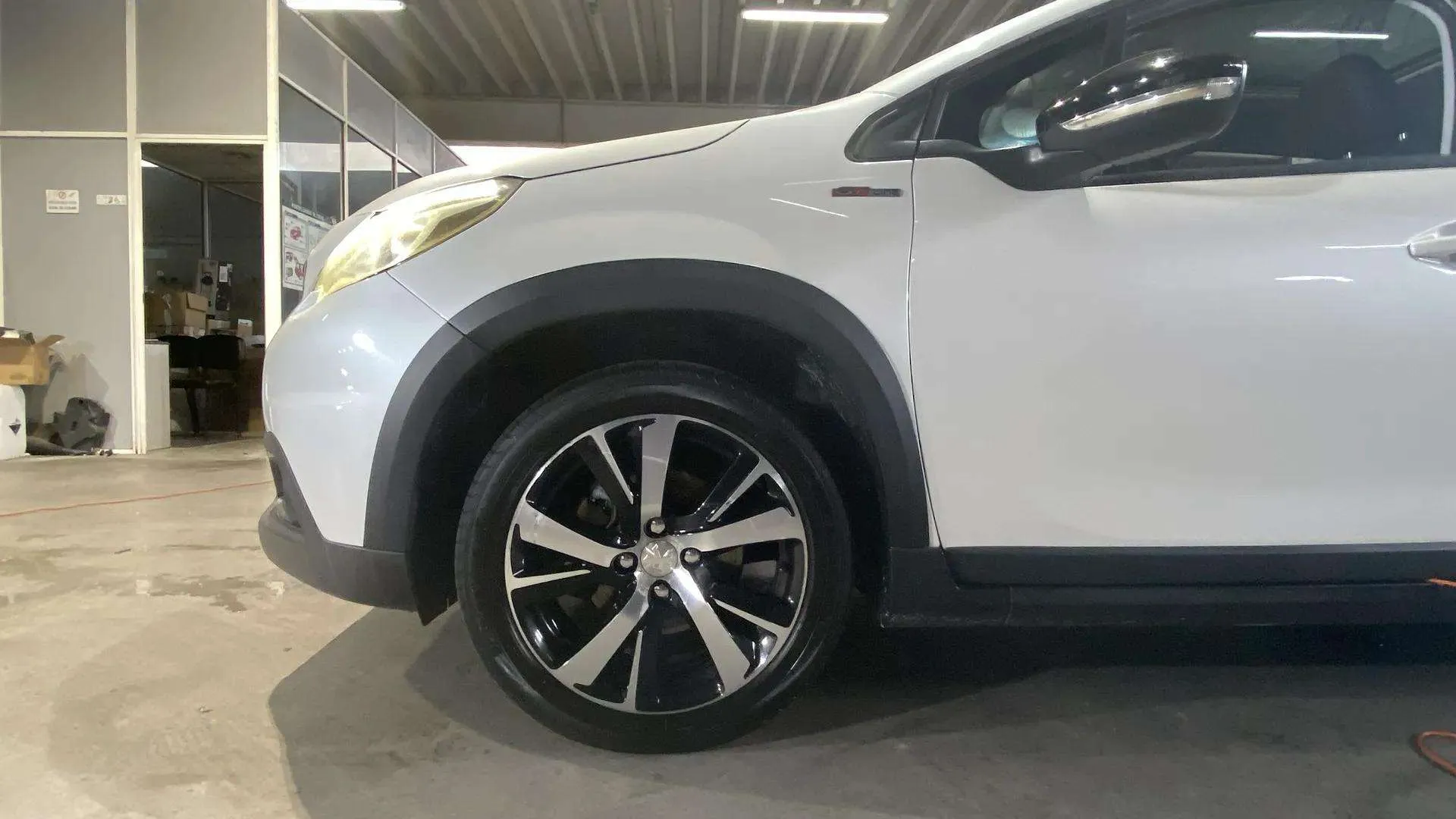 Peugeot 2008 GT Line 1.6 BlueHDi - foto 21