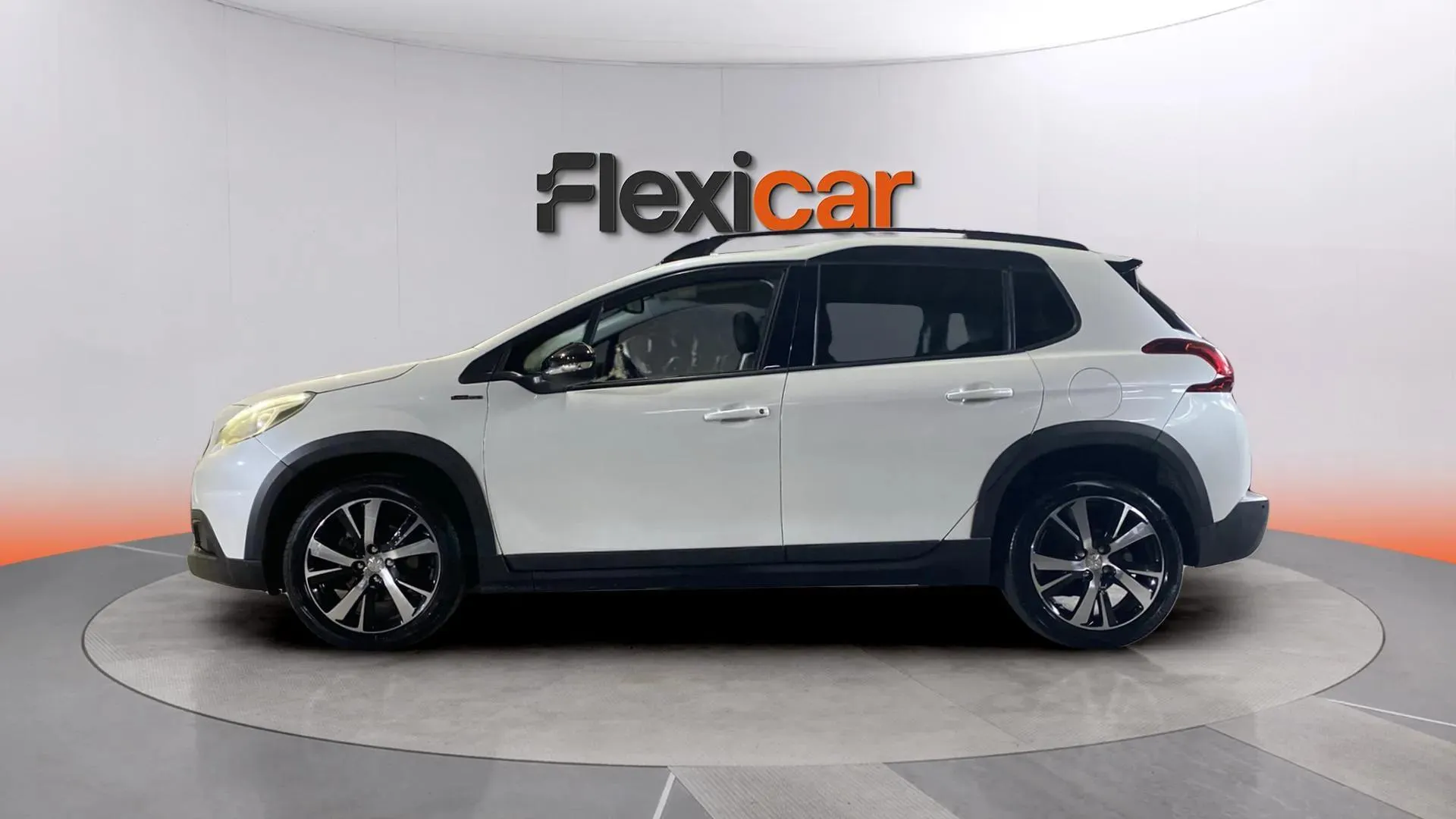Peugeot 2008 GT Line 1.6 BlueHDi - foto 4