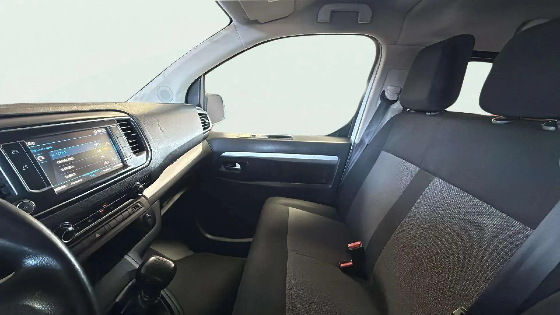 Peugeot Traveller Active 1.5 BlueHDi Compact - foto 13