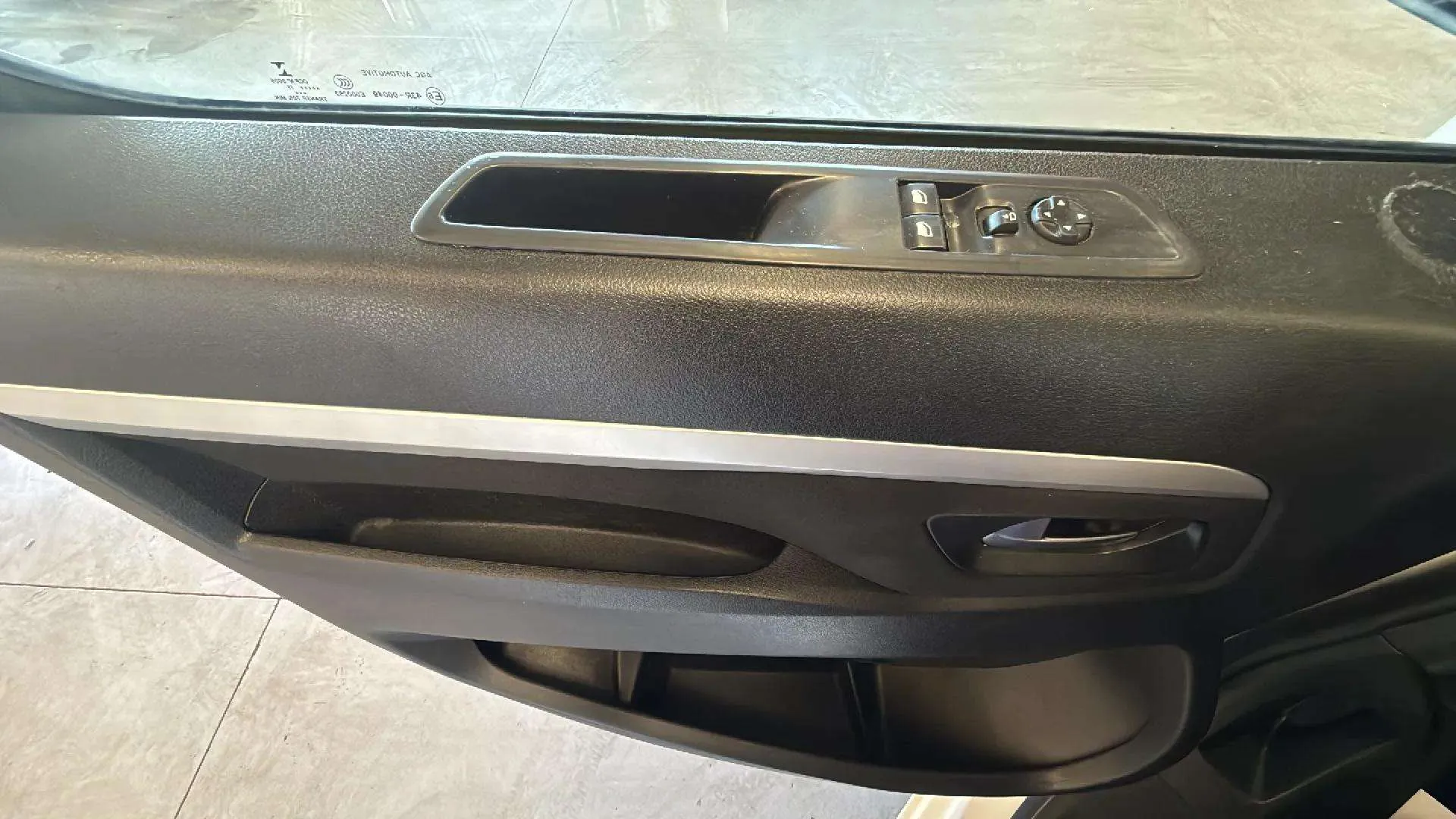 Peugeot Traveller Active 1.5 BlueHDi Compact - foto 19