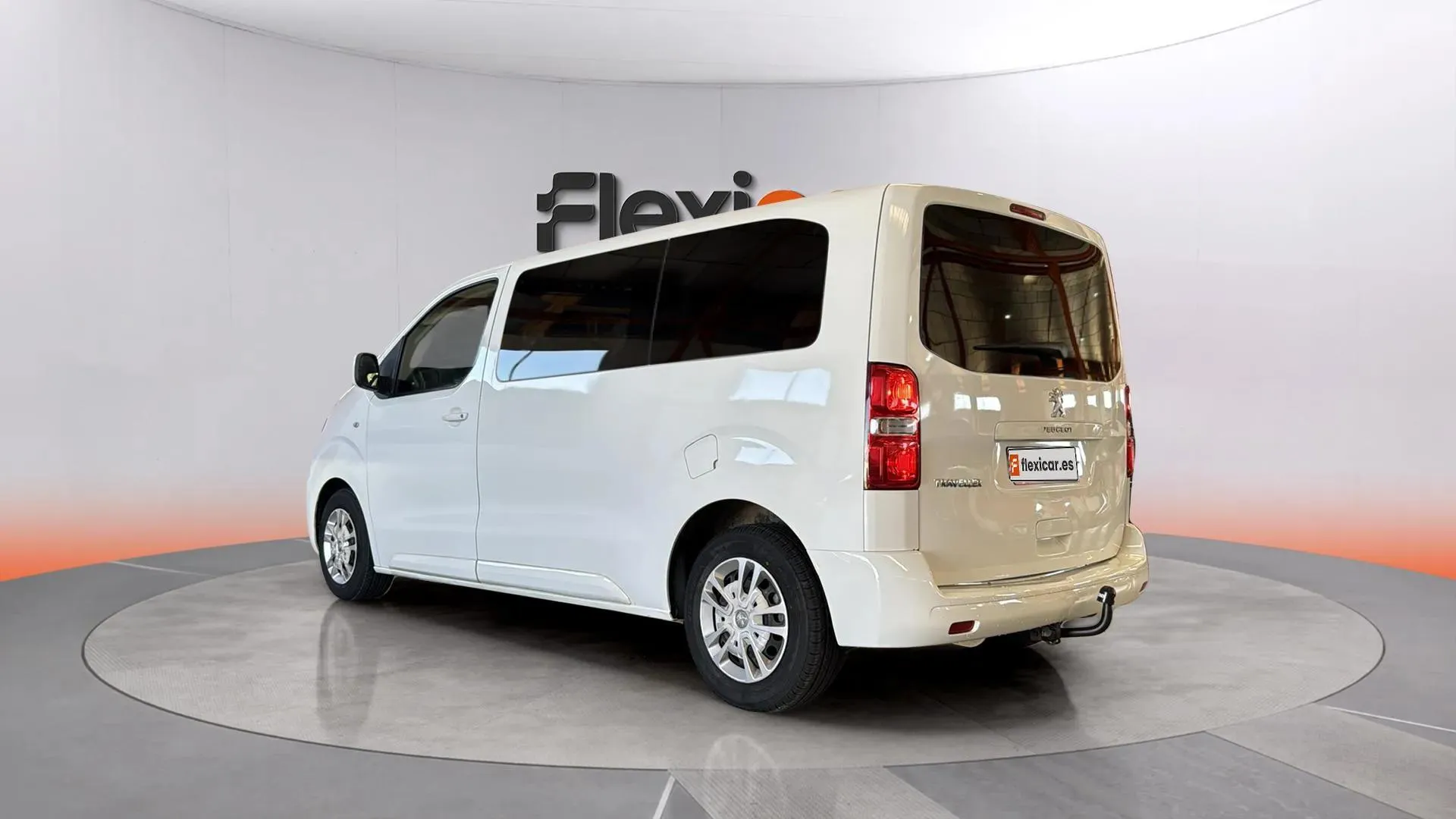 Peugeot Traveller Active 1.5 BlueHDi Compact - foto 8