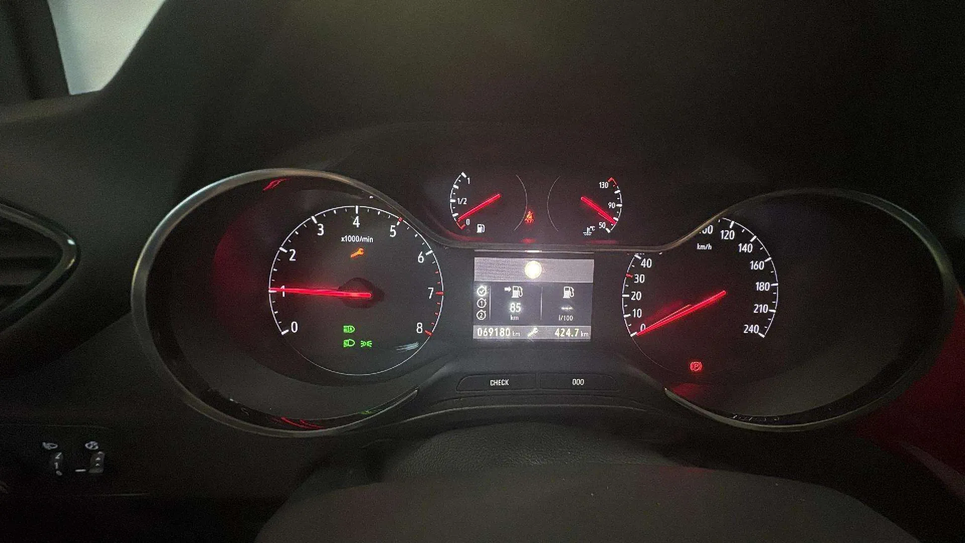 Opel Crossland 1.2 GS - foto 11
