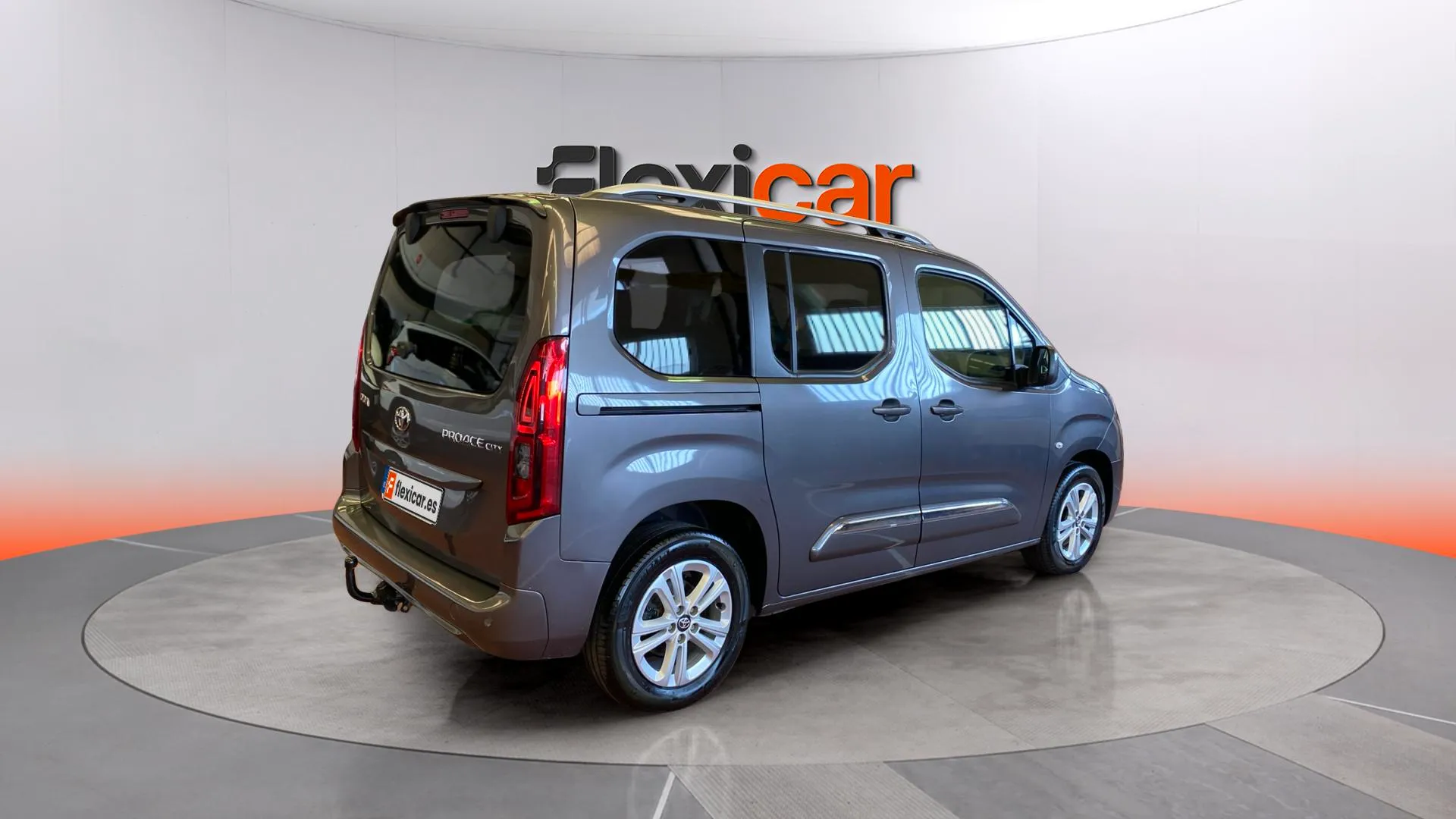 Toyota Proace City 1.2 Family Active L1 - foto 7